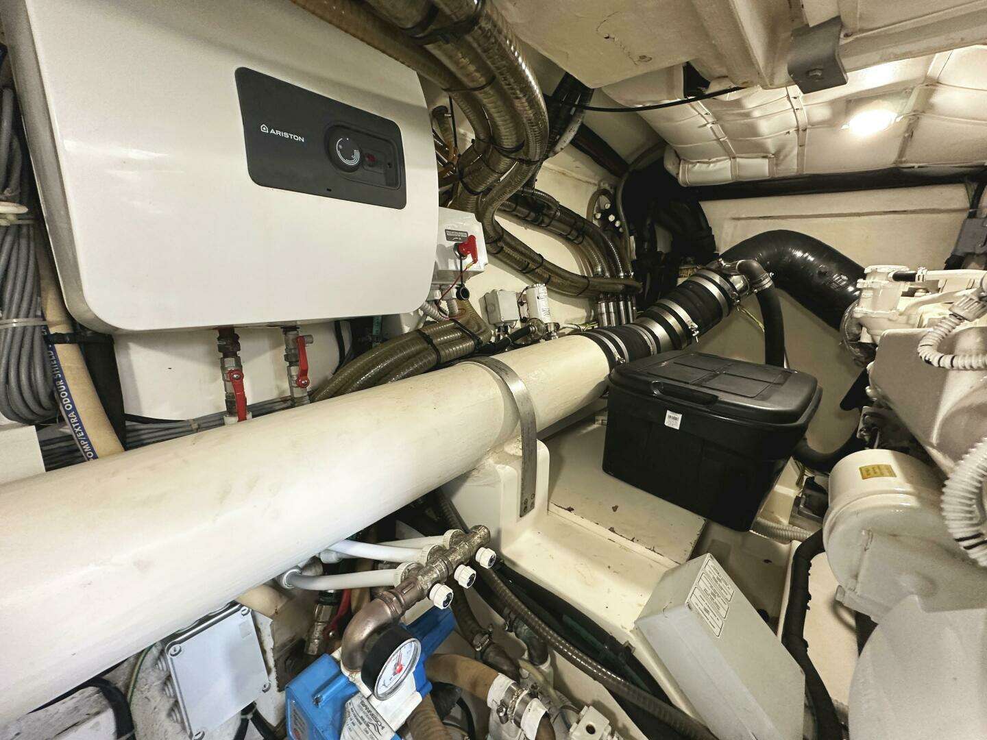 2014 Ferretti Yachts 530 - Image 69