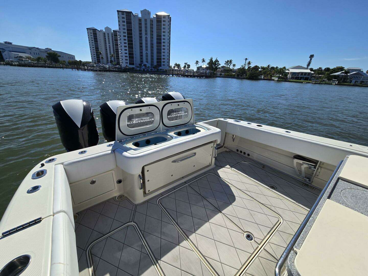 2018 HCB 42 Siesta - Image 18