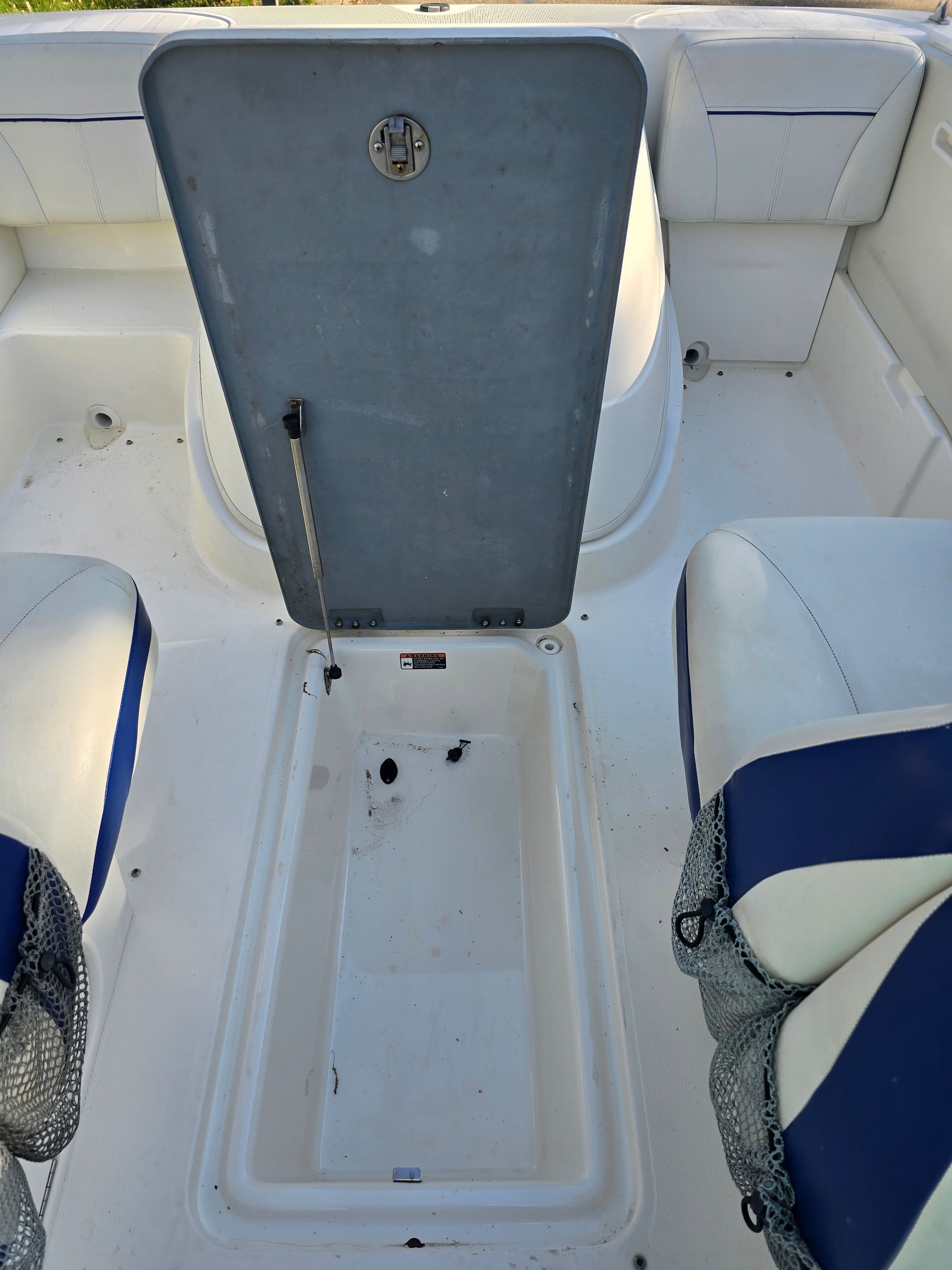 2007 Bayliner Discovery 192 - 13