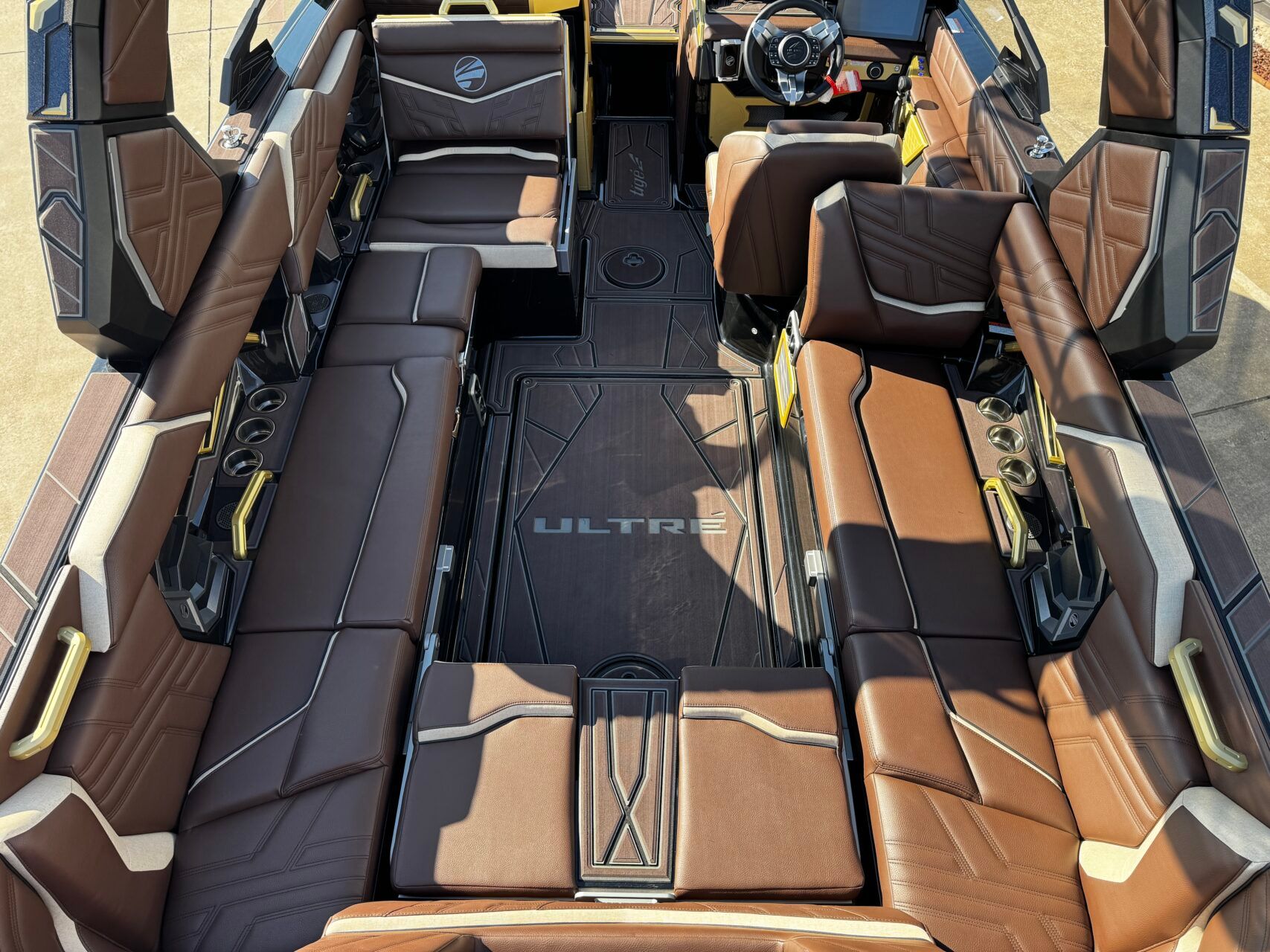 2026 Tigé Ultré 25ZX - 15