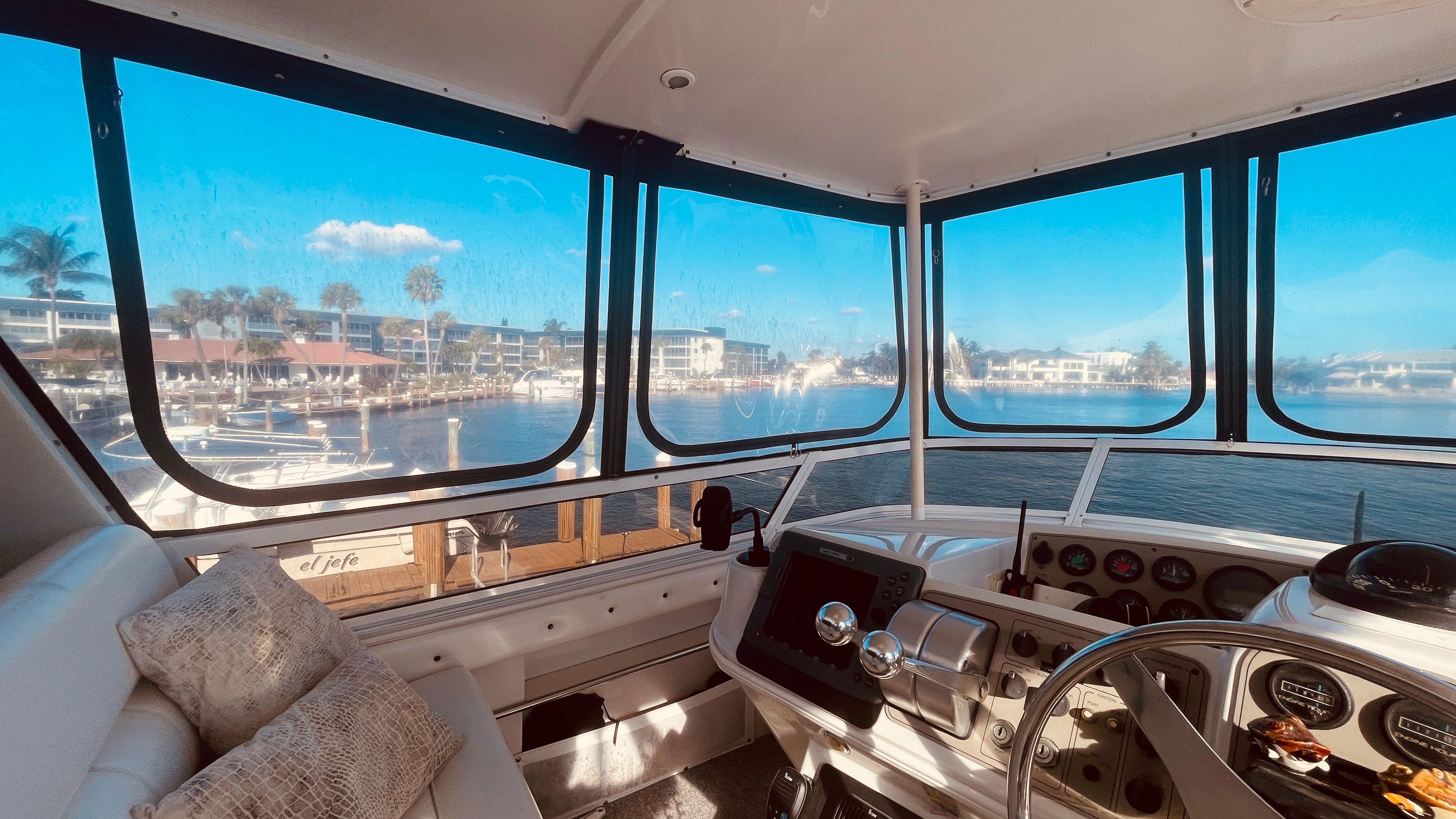 1997 Carver 500 Cockpit Motor Yacht - 50