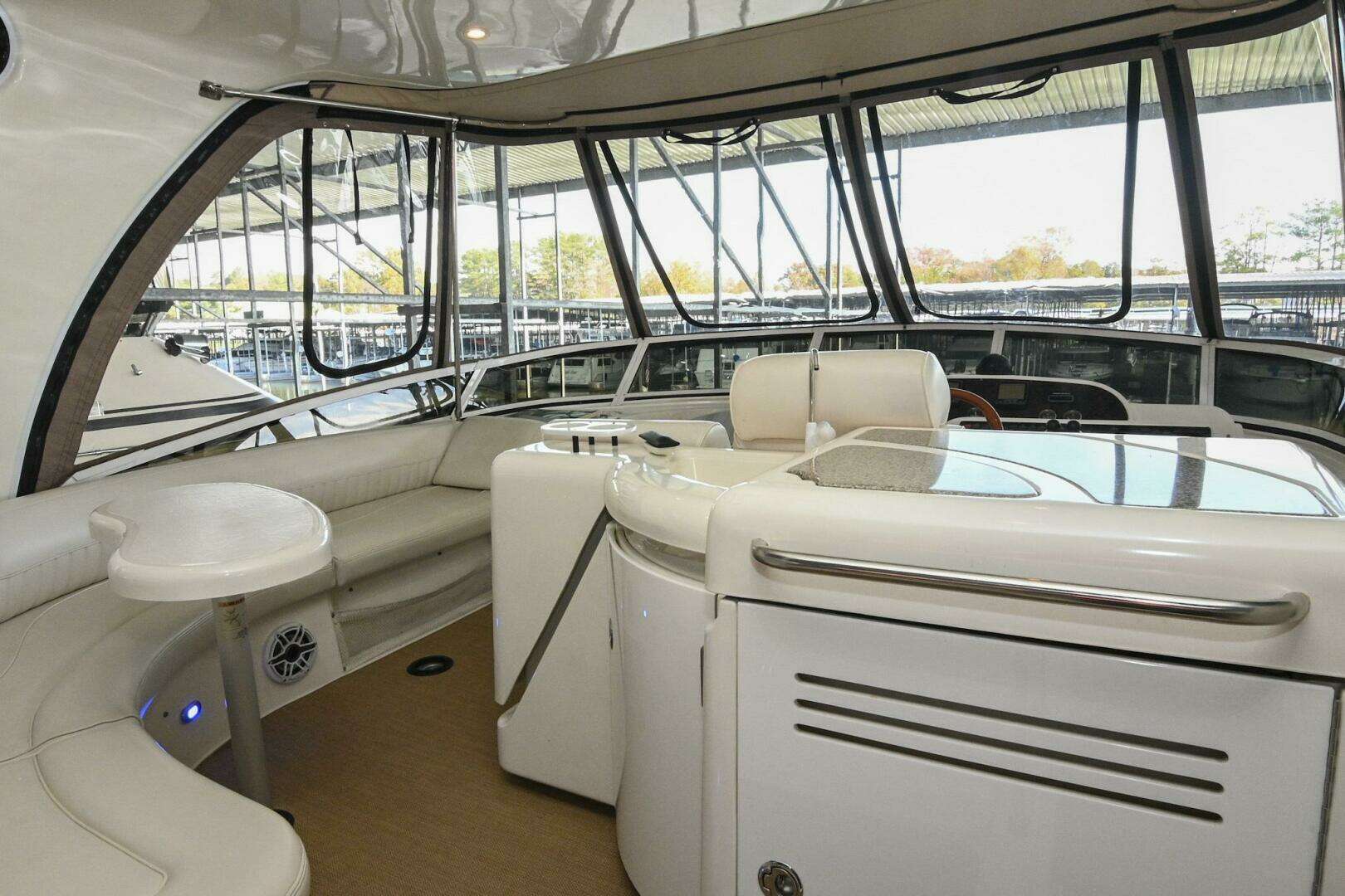 2002 Cruisers Yachts 5000 Sedan Sport - Image 92