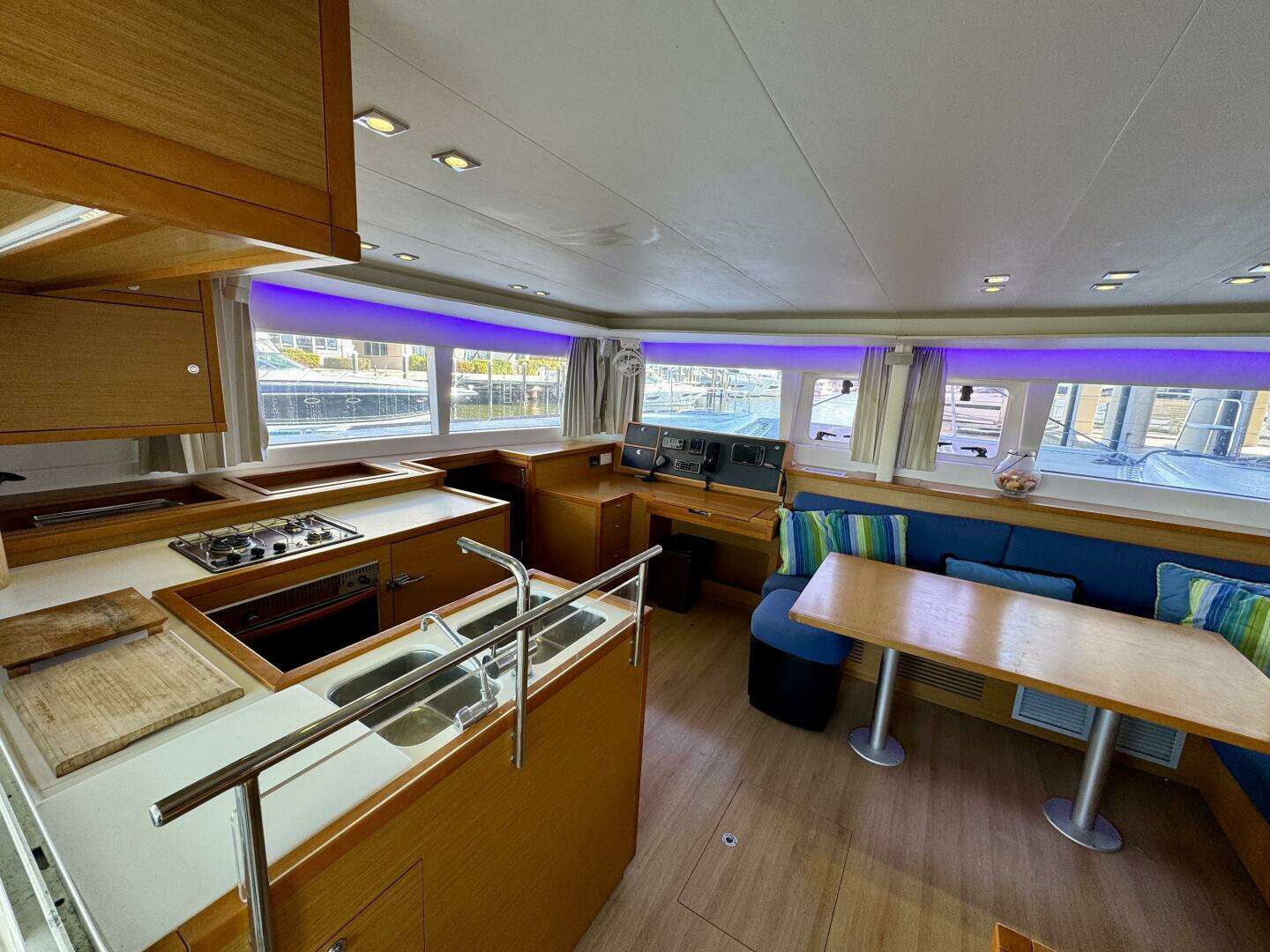 2012 Lagoon 450 F - Image 13