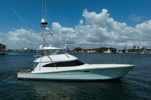 2021 Viking 72 Convertible