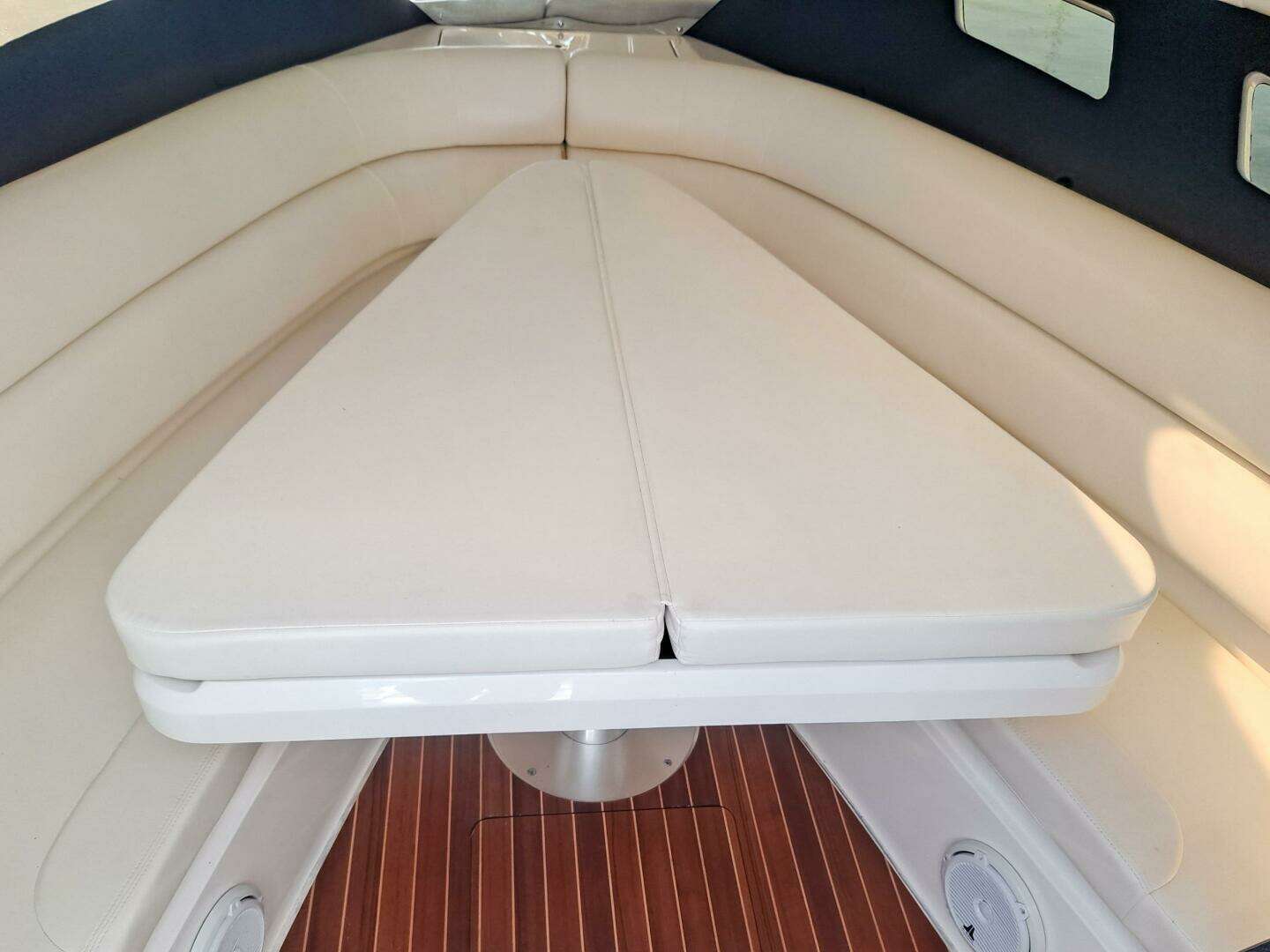 2018 Intrepid 375 Walkaround - Image 26