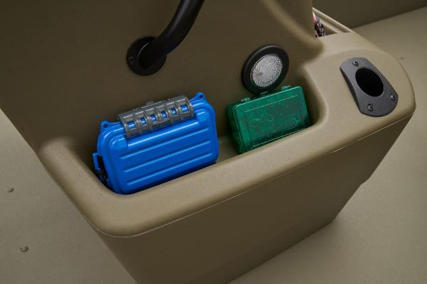 2026 Tracker Grizzly 2072 CC Sportsman - 32