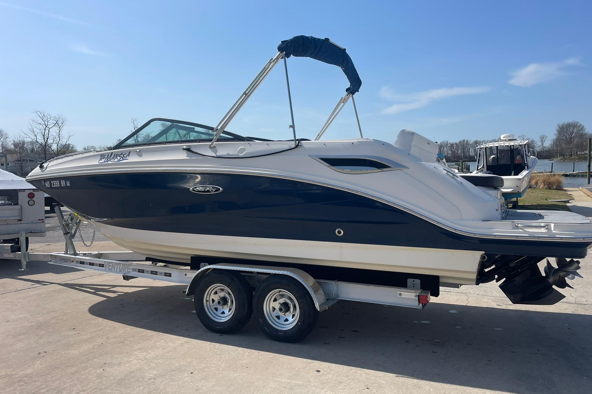 2019 Sea Ray SDX 250