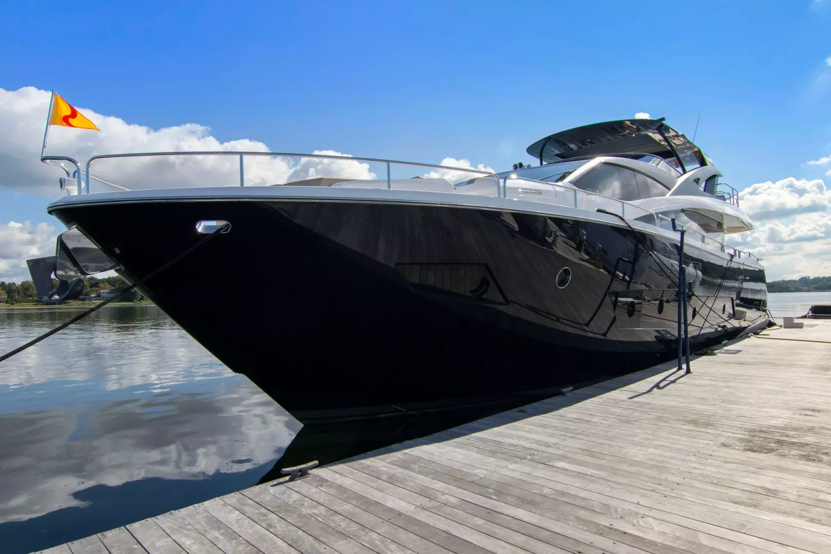 2019 Sunseeker 86 Yacht - Image 5