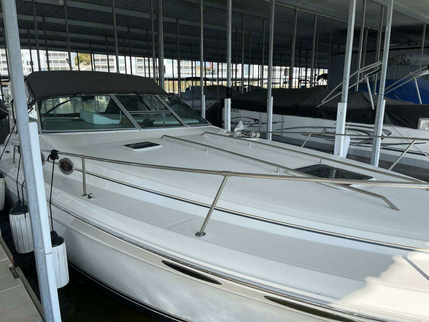 1994 Sea Ray 330 Express Cruiser - Image 5