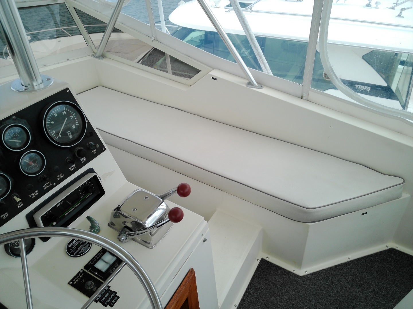 1986 Viking — - Image 8