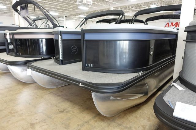 2023 Flagship Pontoons Discover Rear Fish D22 RF