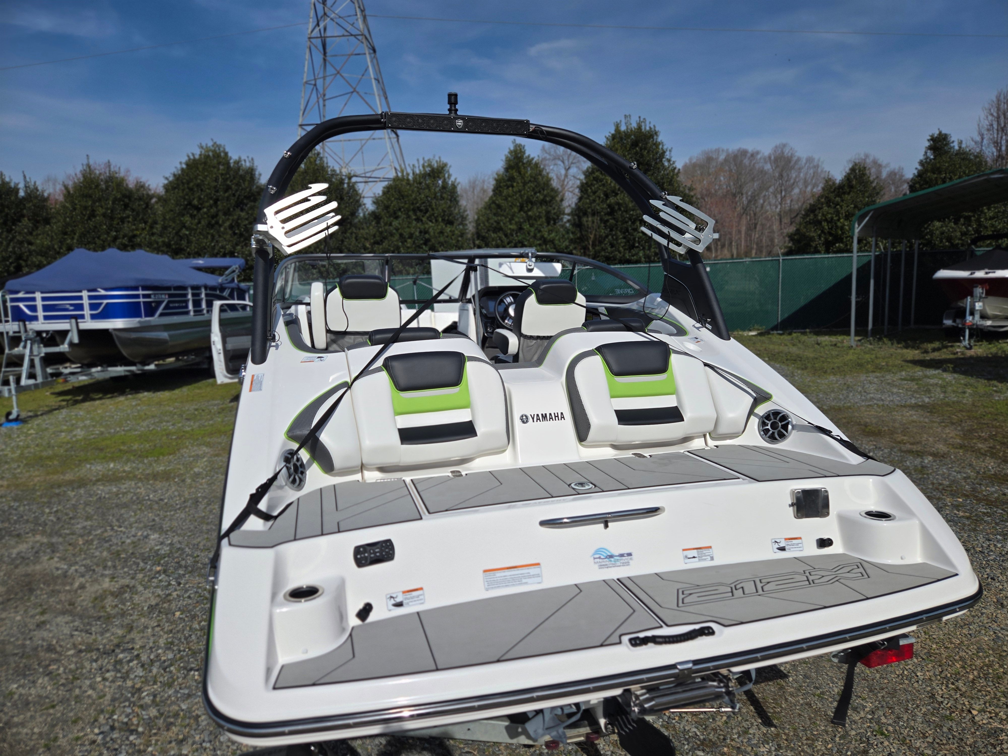 2022 Yamaha Boats 212XD - 2