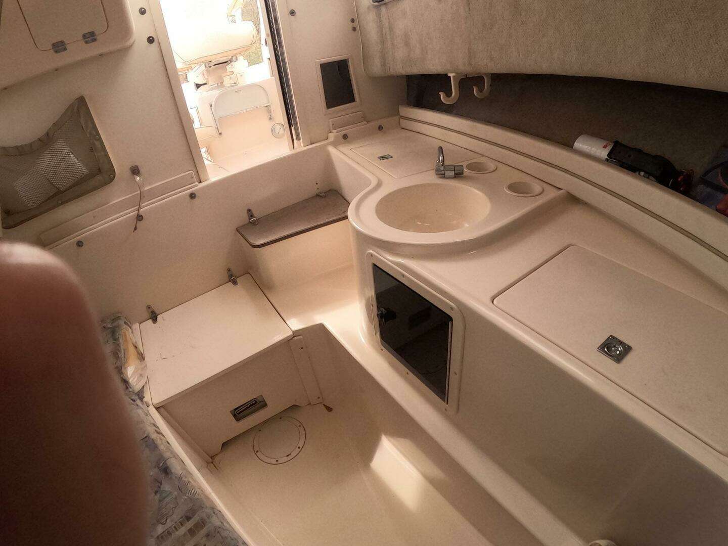 2001 Grady-White Gulfstream 232 - Image 23