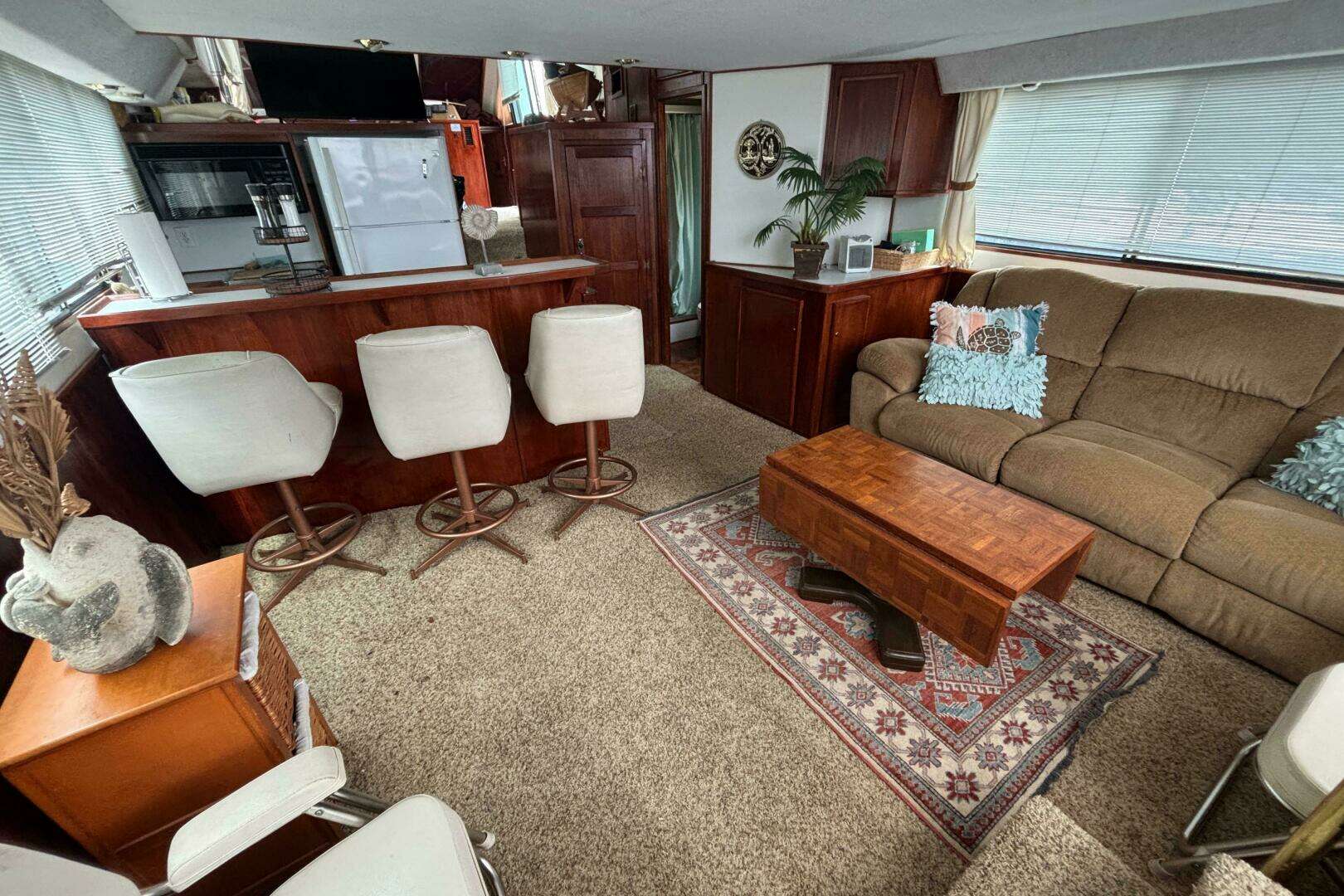 1994 Harbor Master 52 Coastal Cruiser - Image 18