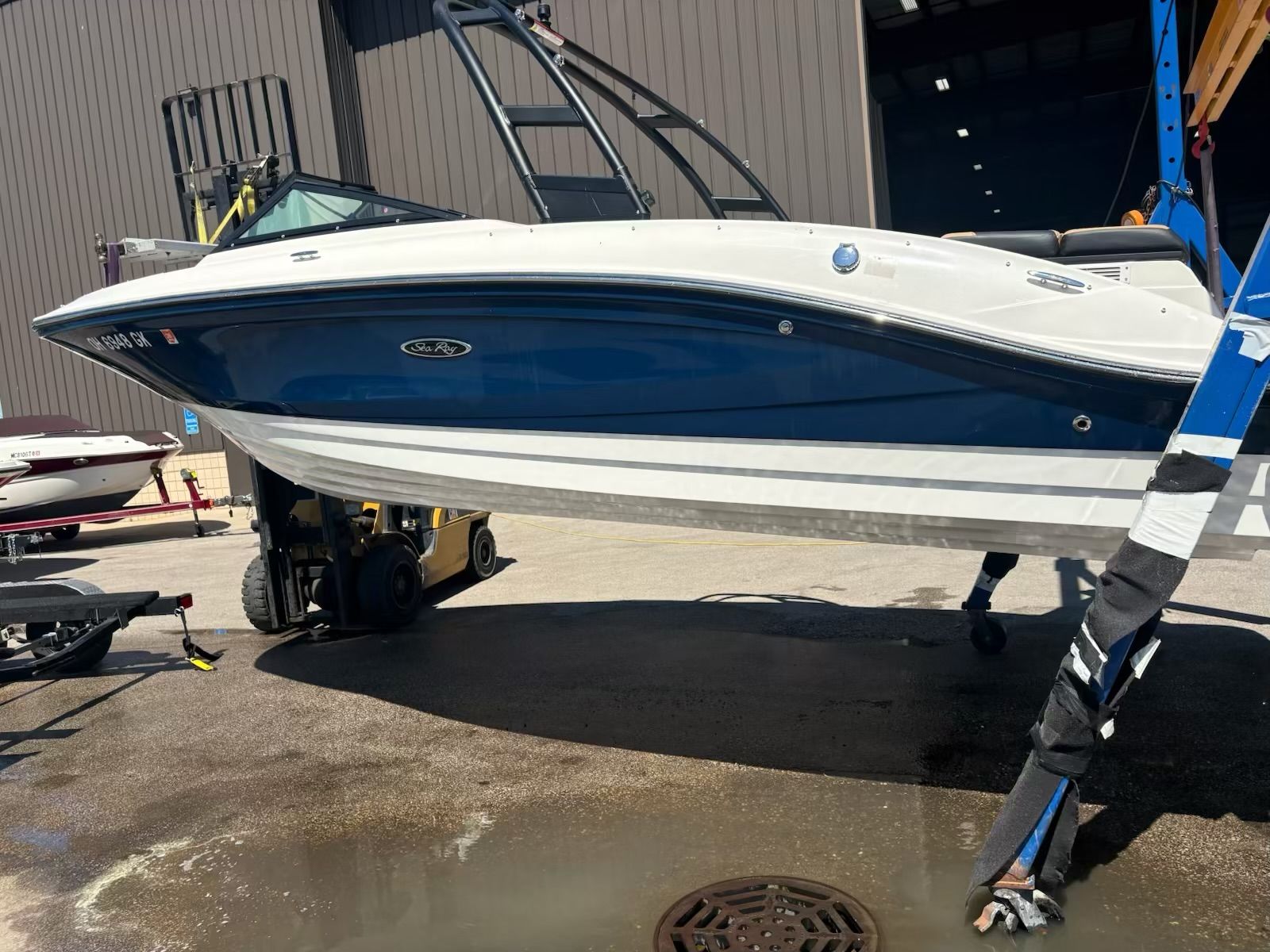 2023 Sea Ray SPX 210 - 3