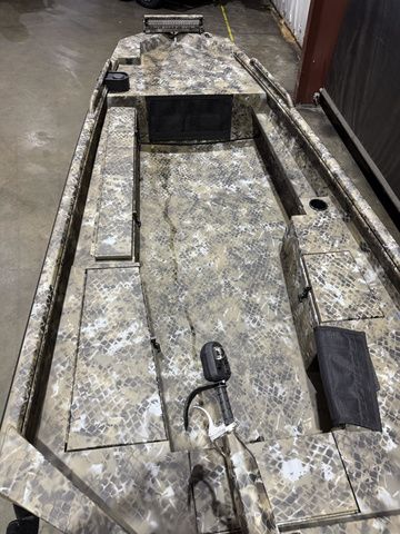 2026 Excel 1751 Shallow Water F4 W/Mud Buddy HDR 40 Timber Ki - 5