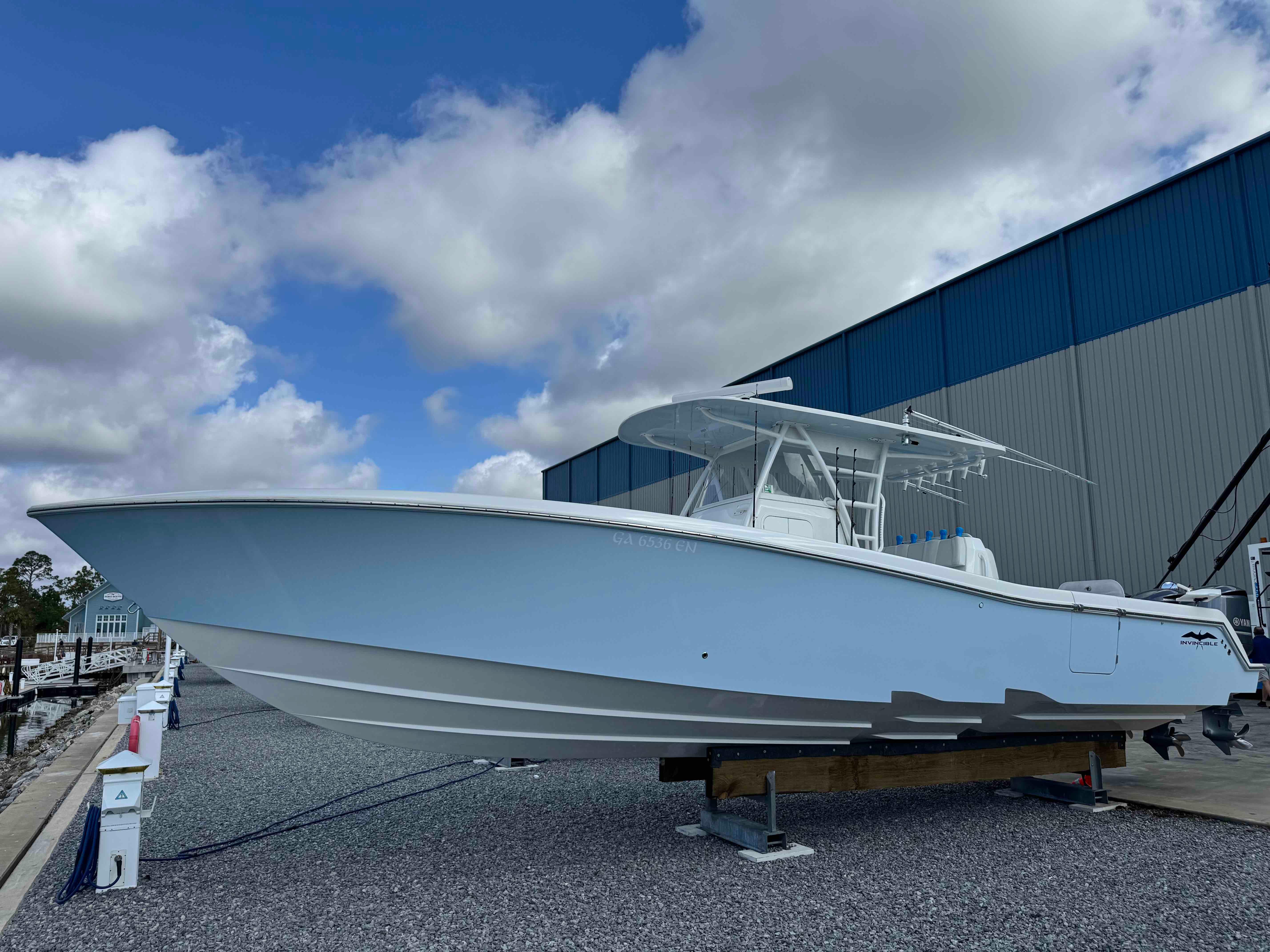 2016 Invincible 39 Open Fisherman