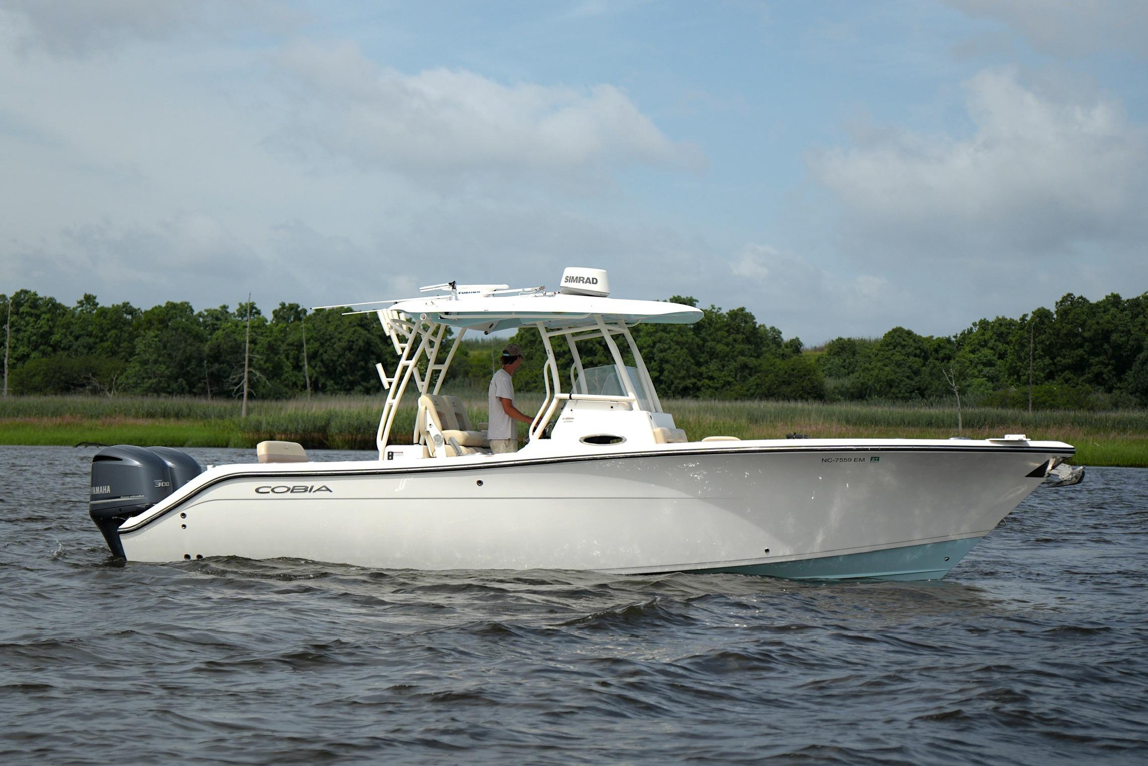 2016 Cobia 296 Center Console