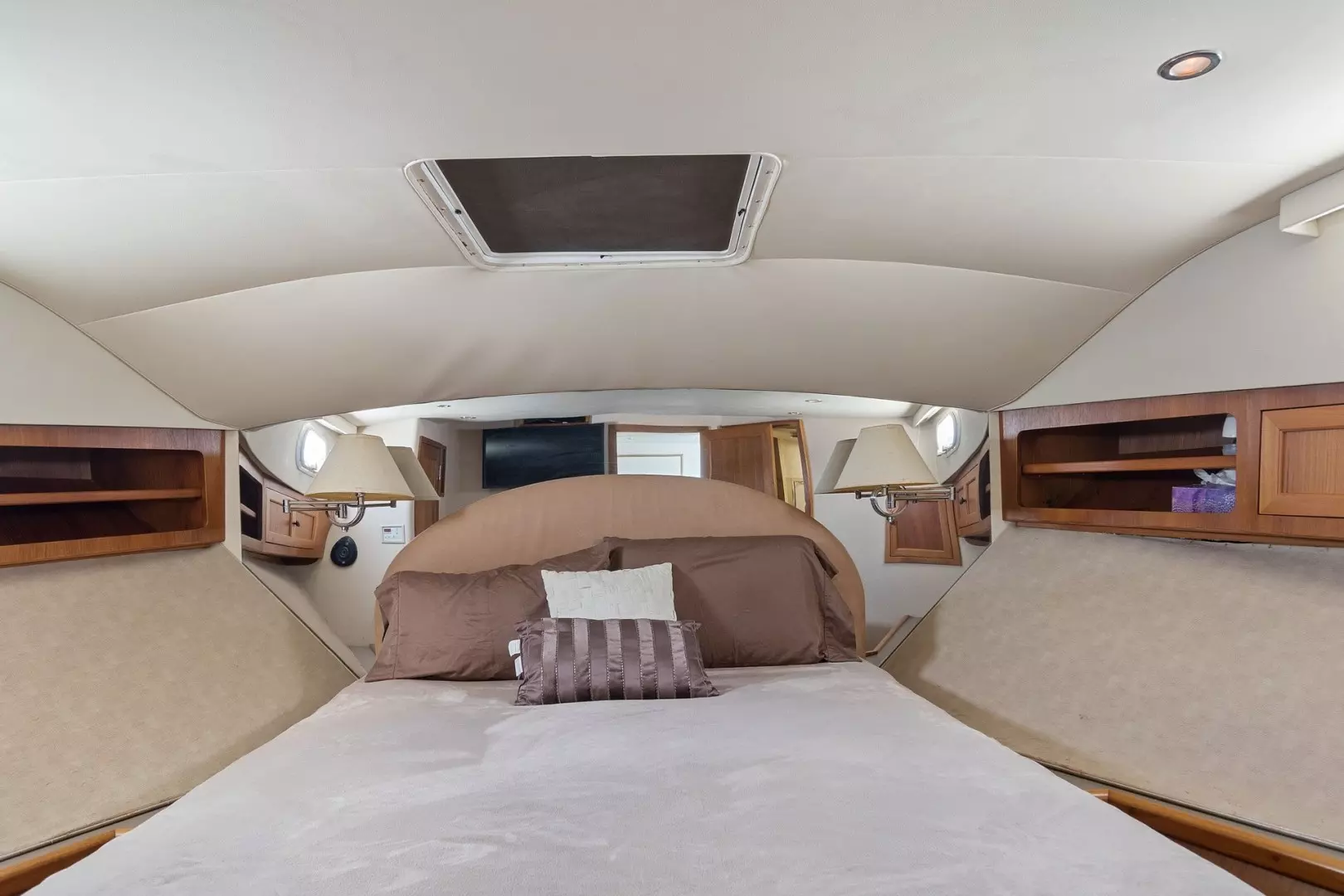 2000 Pacific Mariner 65 Motoryacht - Image 36