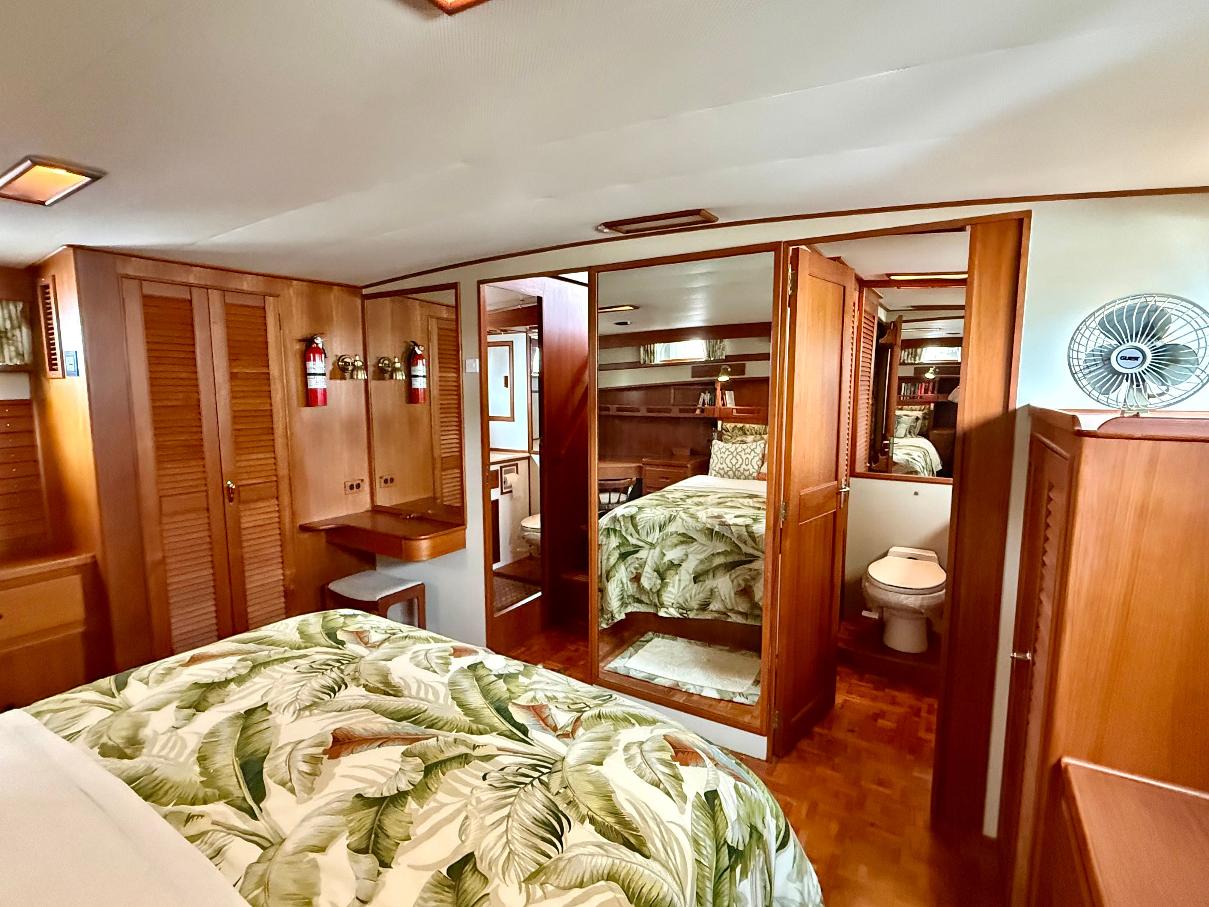 1994 Grand Banks 49 Trawler - 91