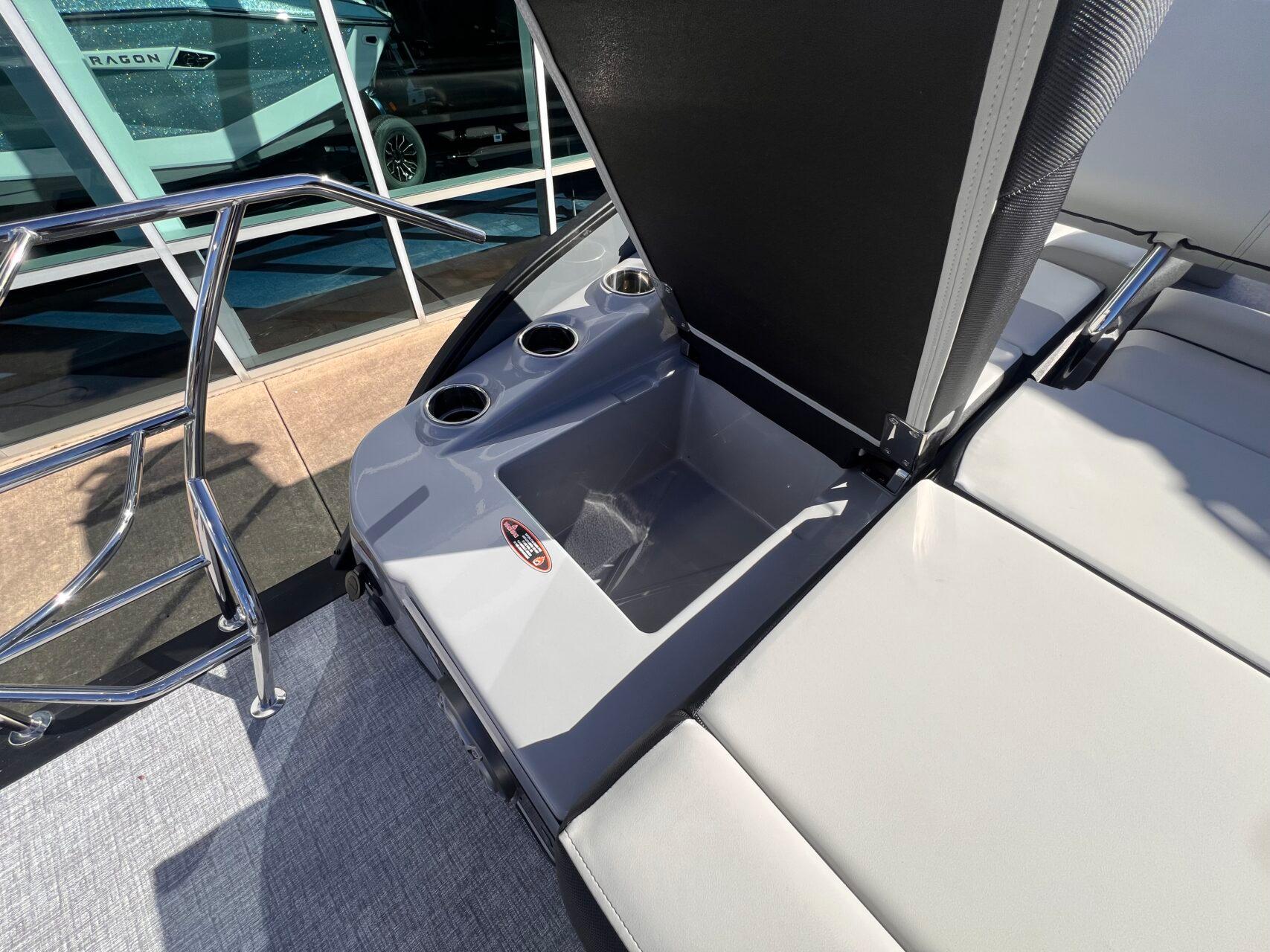 2025 Harris Grand Mariner 270 - 38