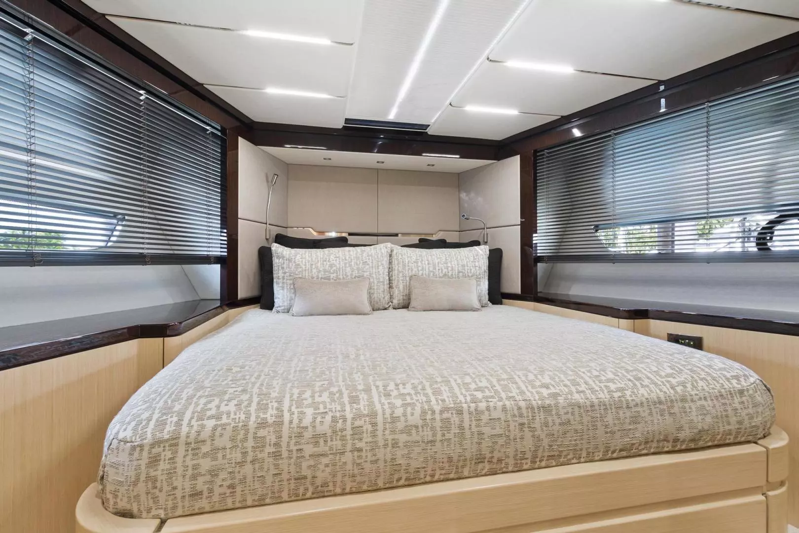 2018 Sunseeker Predator 68 - Image 40