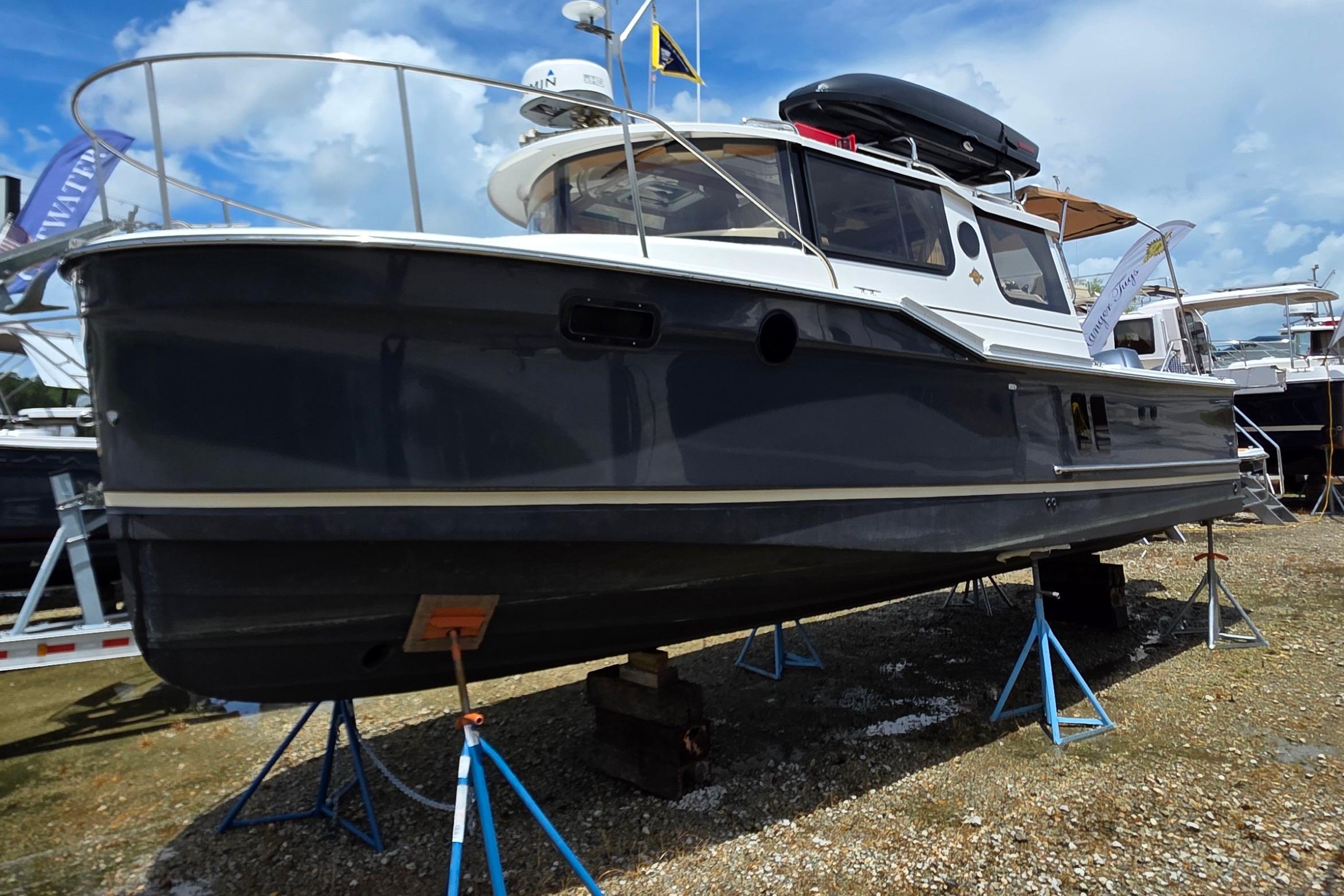 2020 Ranger Tugs R-27