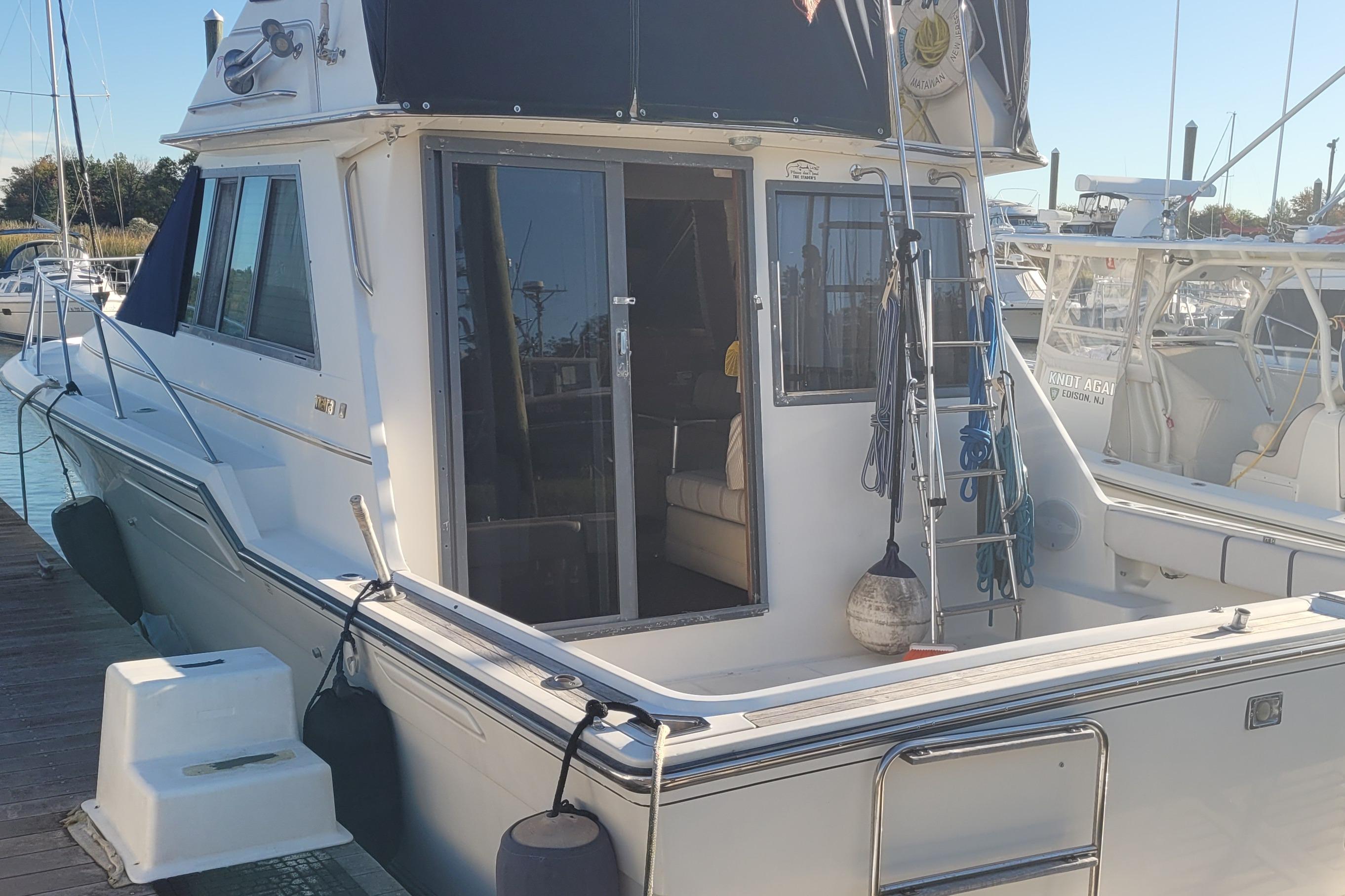1988 Tiara Yachts 3600 Convertible