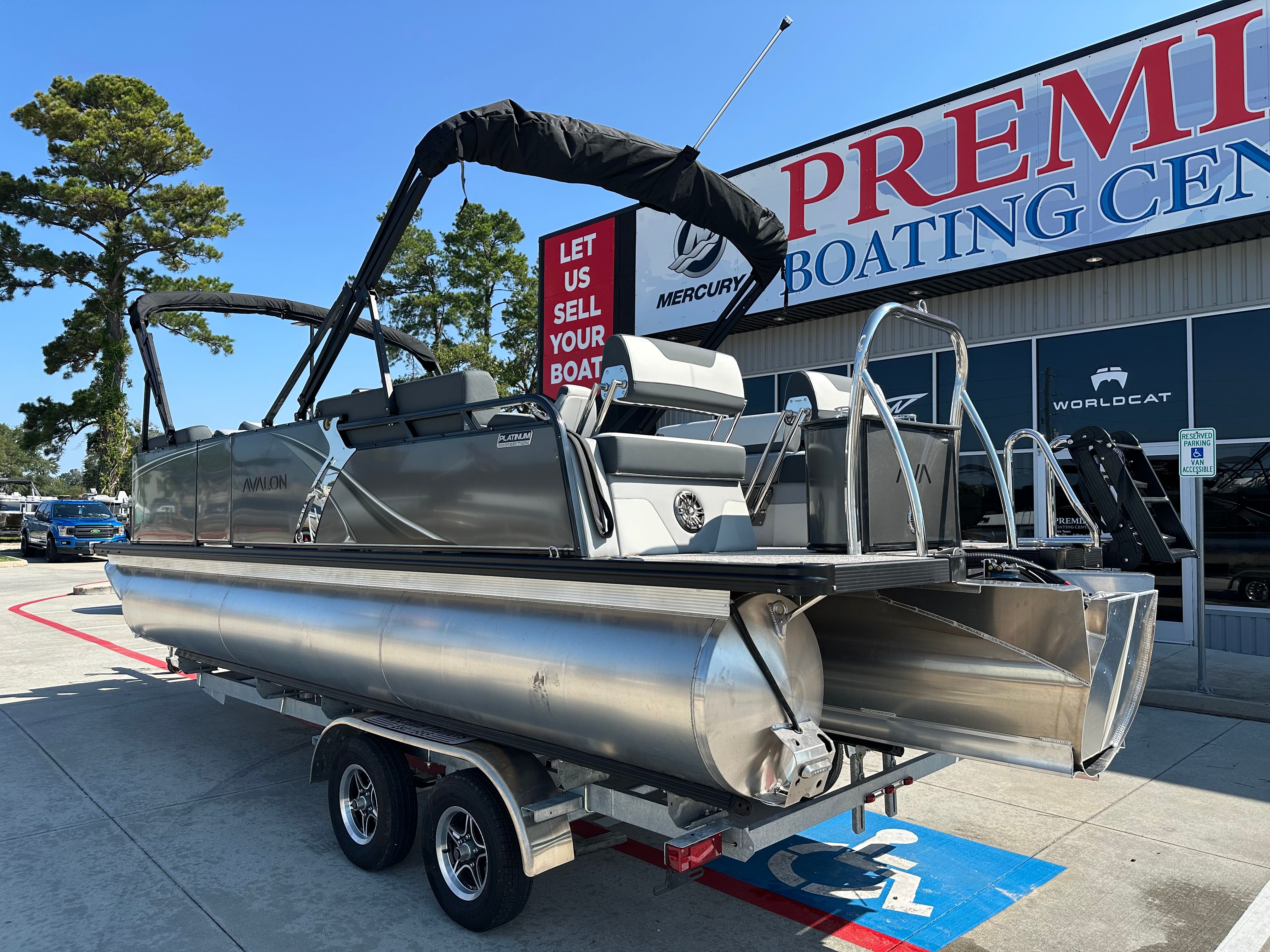 2025 Avalon LSZ Quad Lounge Shift - 23' - 10
