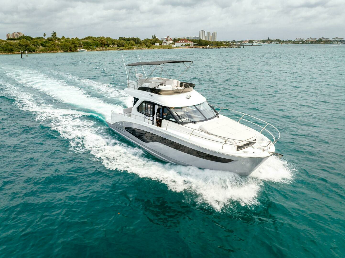 2025 Beneteau Antares 12 - Image 5