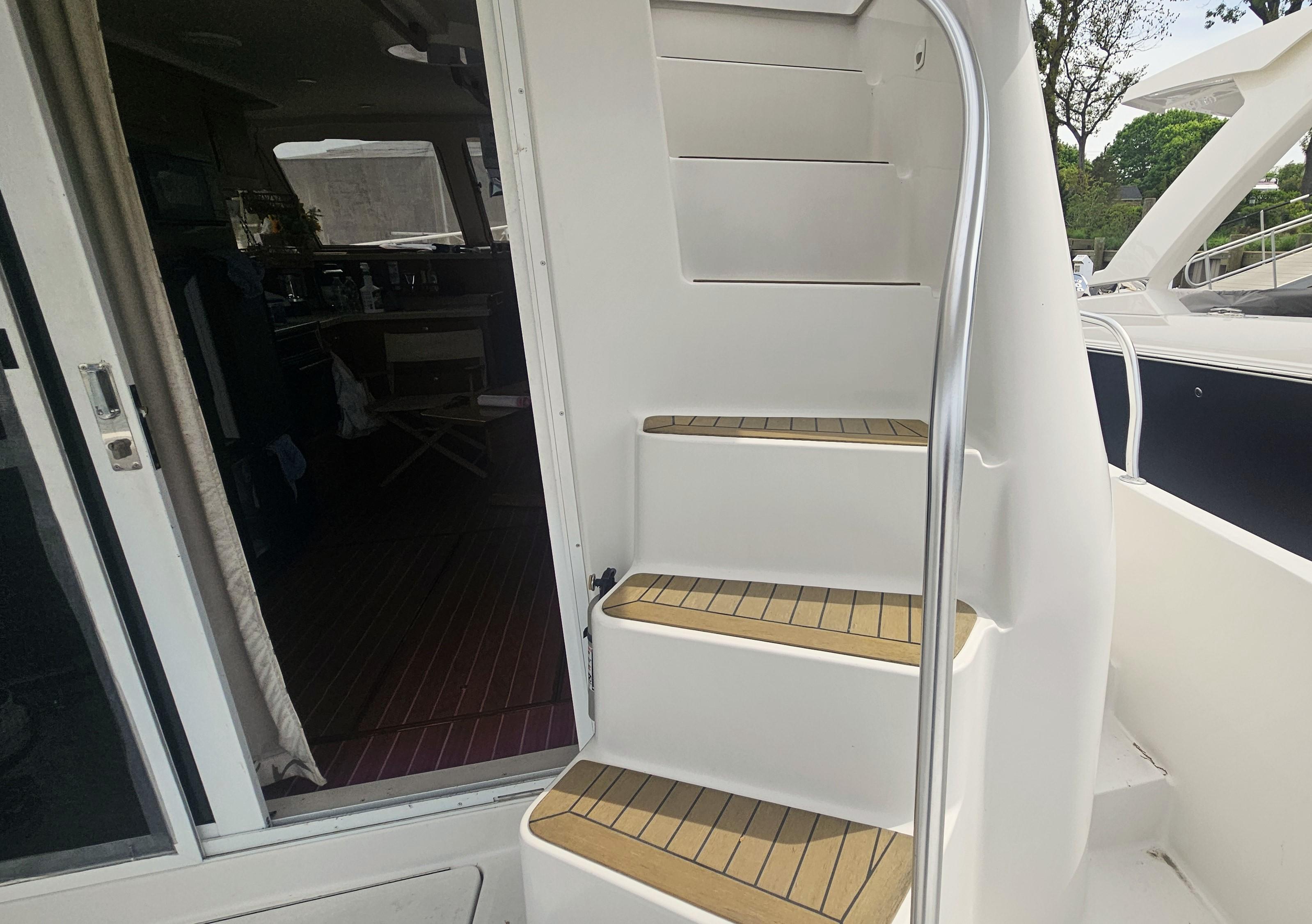 2000 Mainship 390 Trawler - 7