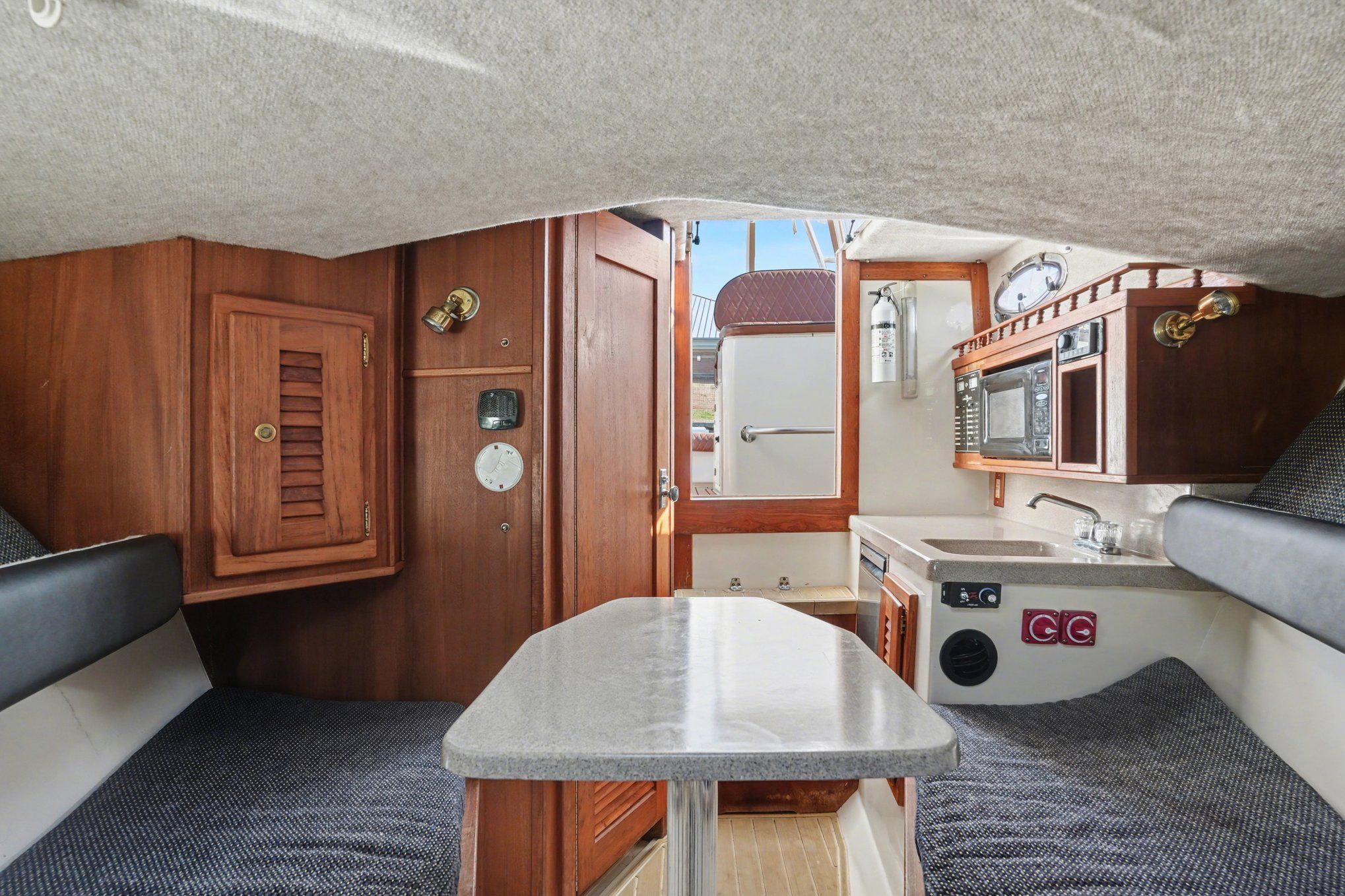 2002 Albemarle 28 Express - 6