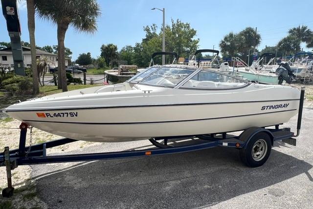 2005 Stingray 180 RX