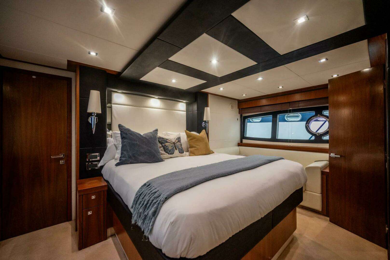 2015 Sunseeker 75 - Image 26