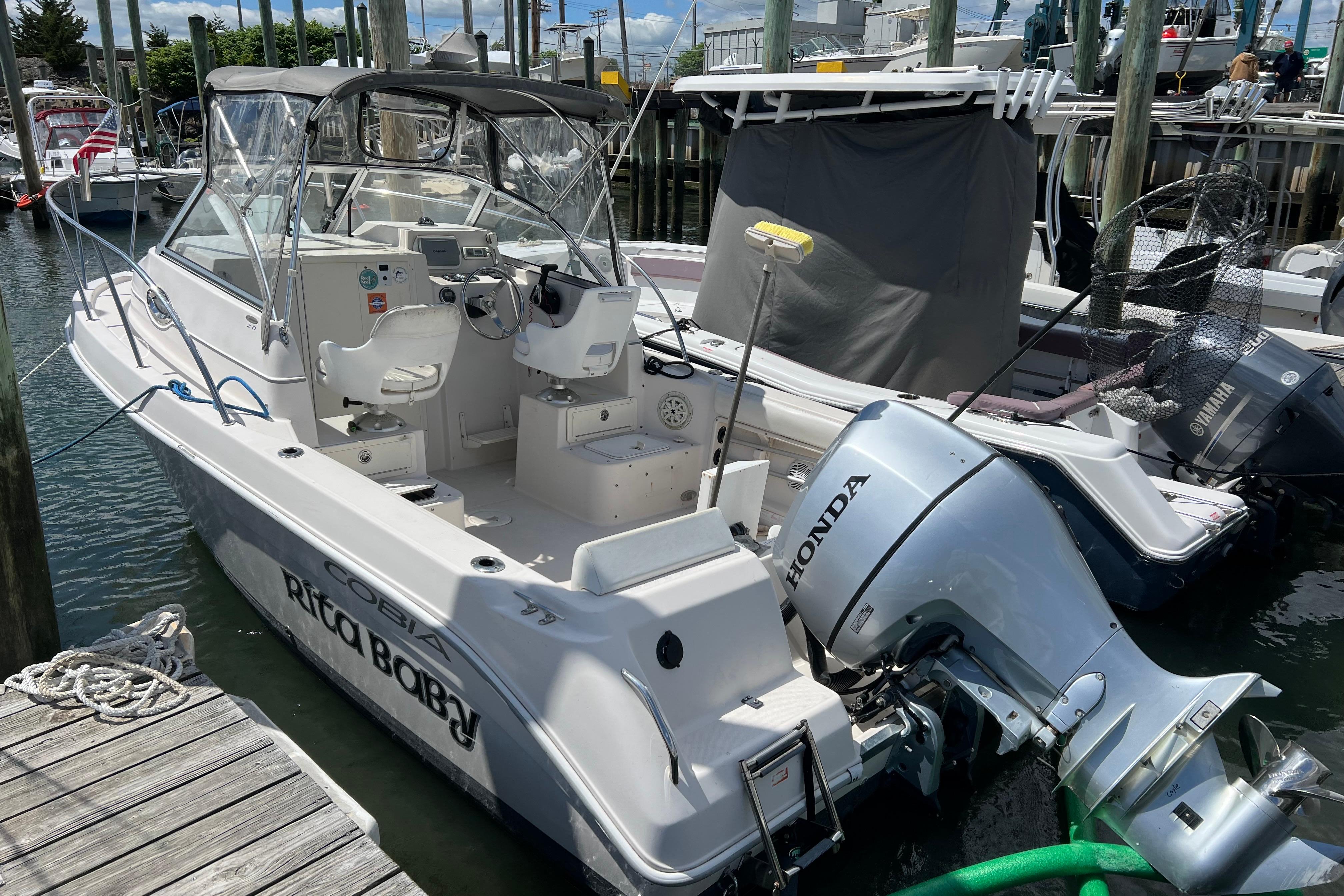 2008 Cobia 210 Walkaround