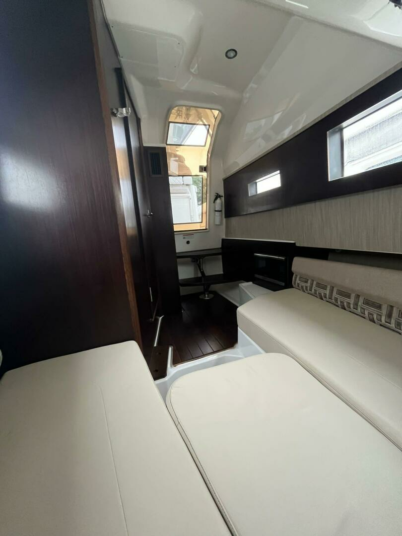 2021 Pursuit S378 - Image 22