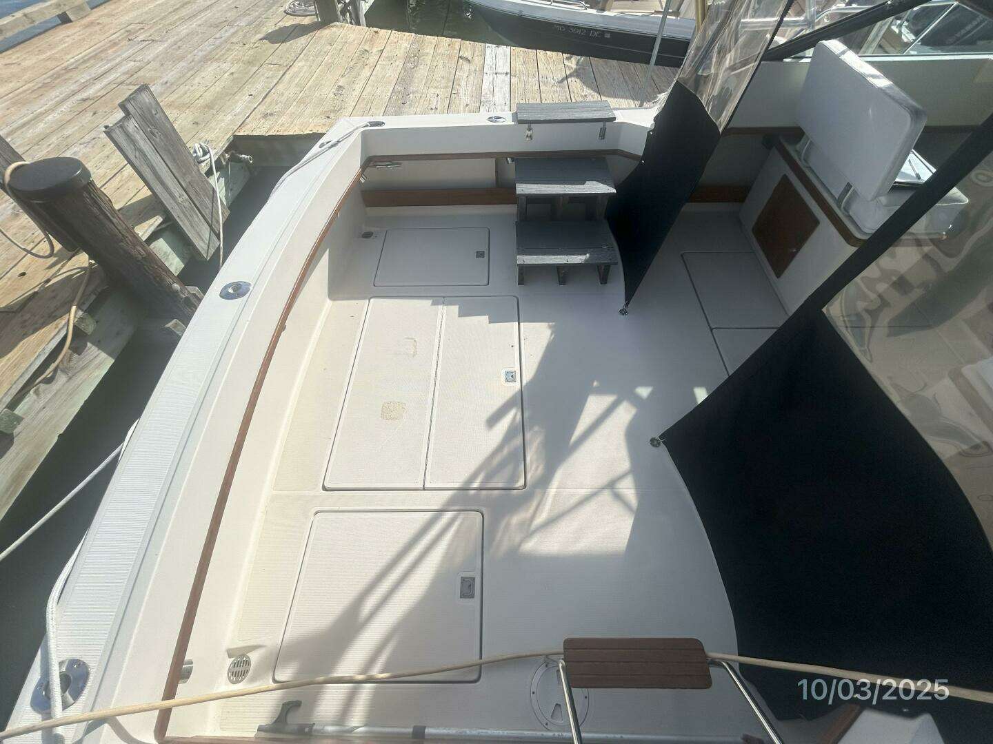 1985 Pursuit 3100 Open - Image 17