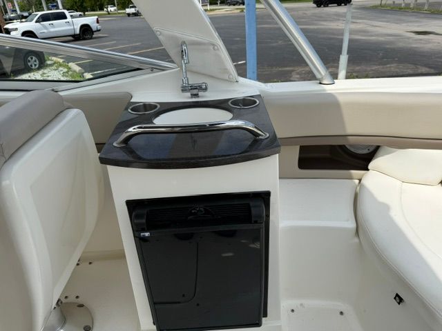 2011 Sea Ray SLX 250 - 9