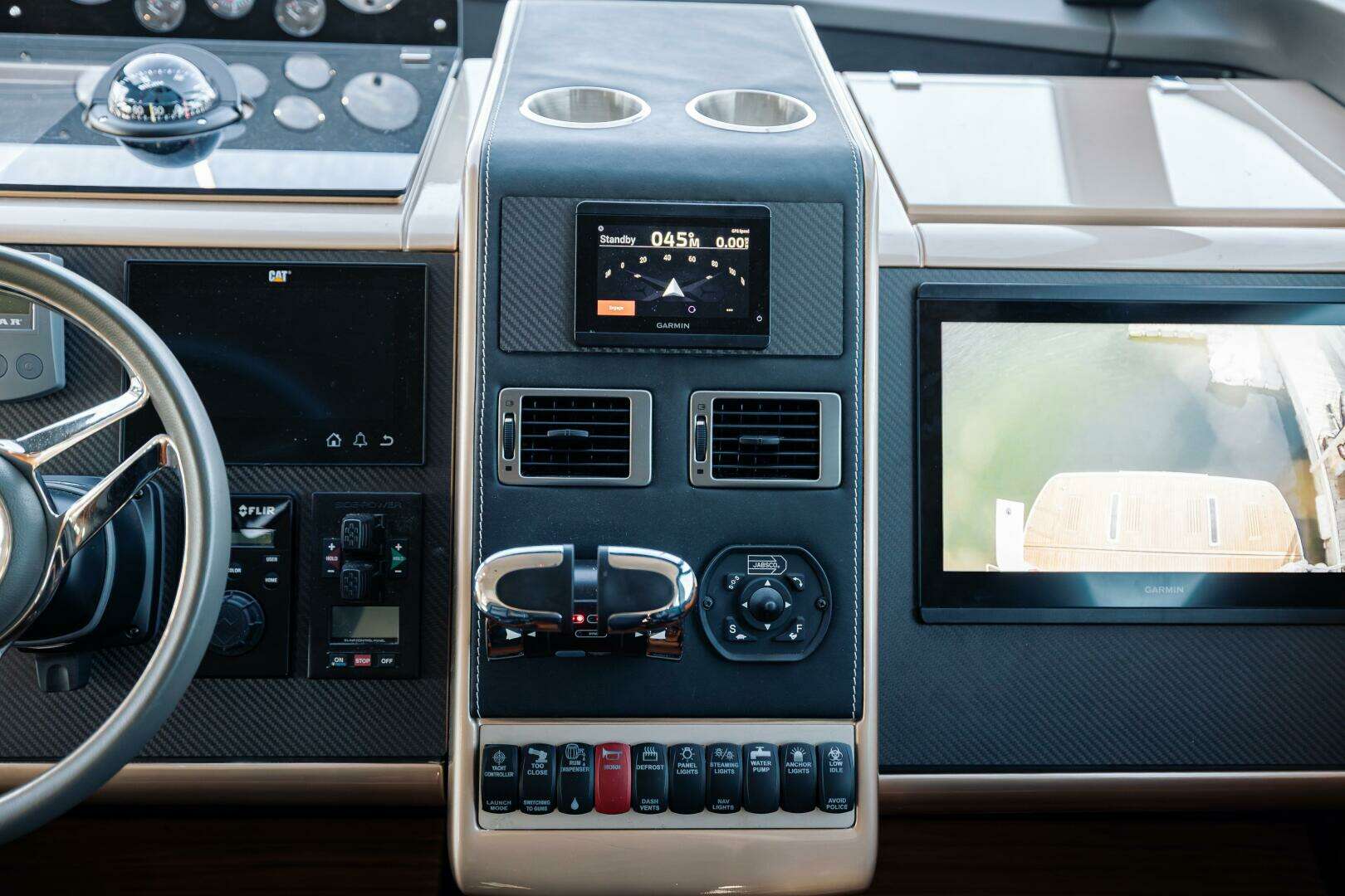 2011 Fairline 65 Squadron - Image 31
