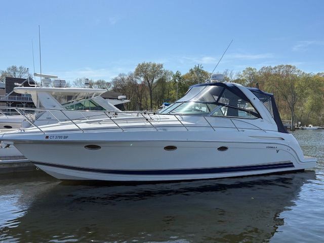 2002 Formula 37 Performance Cruiser