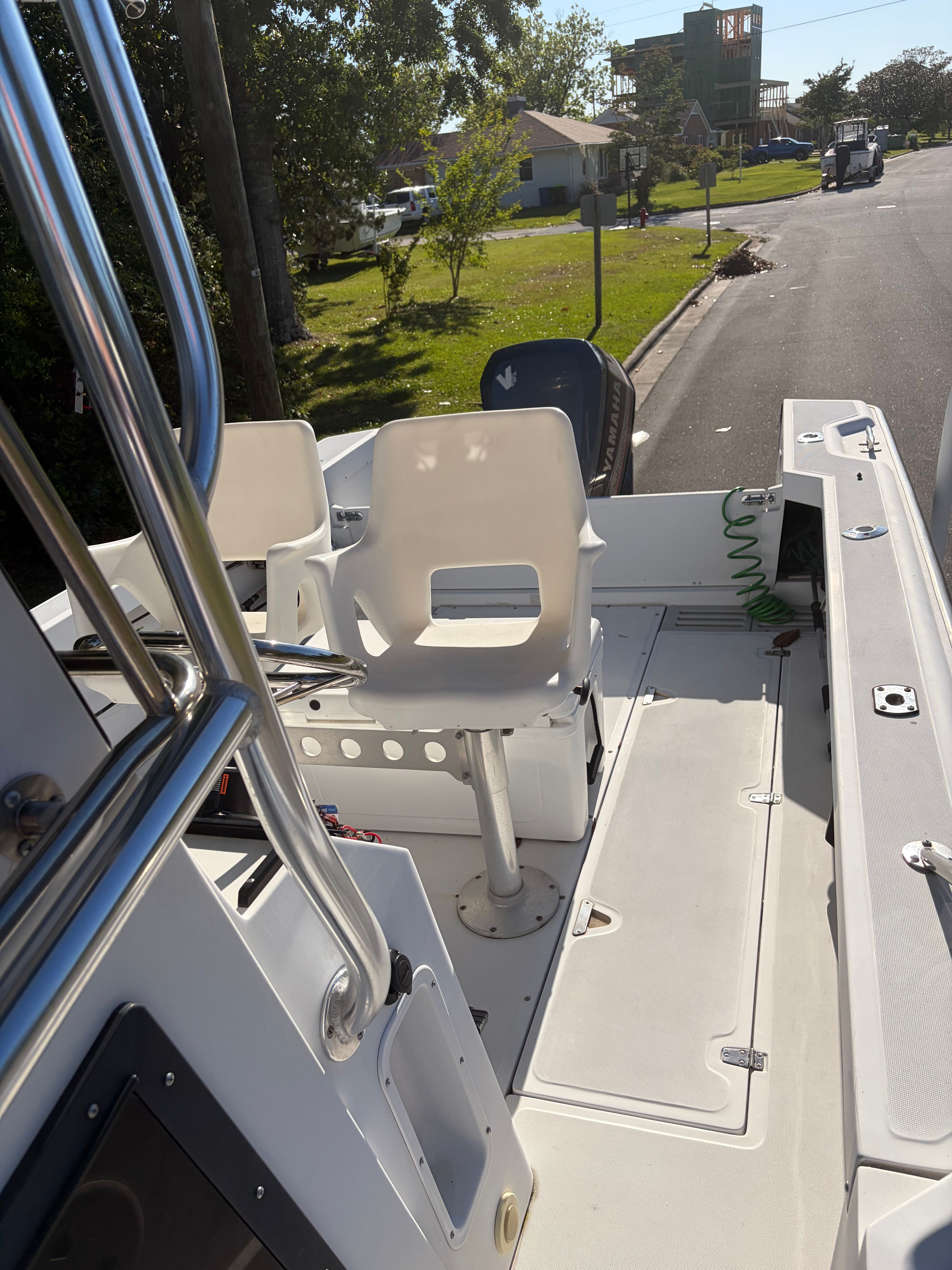 1997 Boston Whaler 24 Outrage - 3