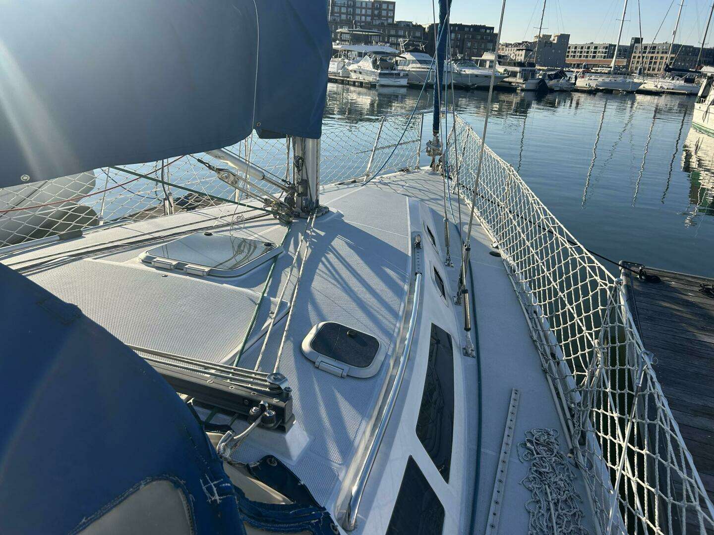 1995 Catalina 320 - Image 58