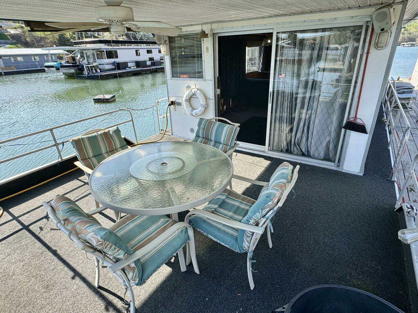 1977 Sumerset 14 x 58 Aluminum Hull Houseboat with Catwalks - Image 18