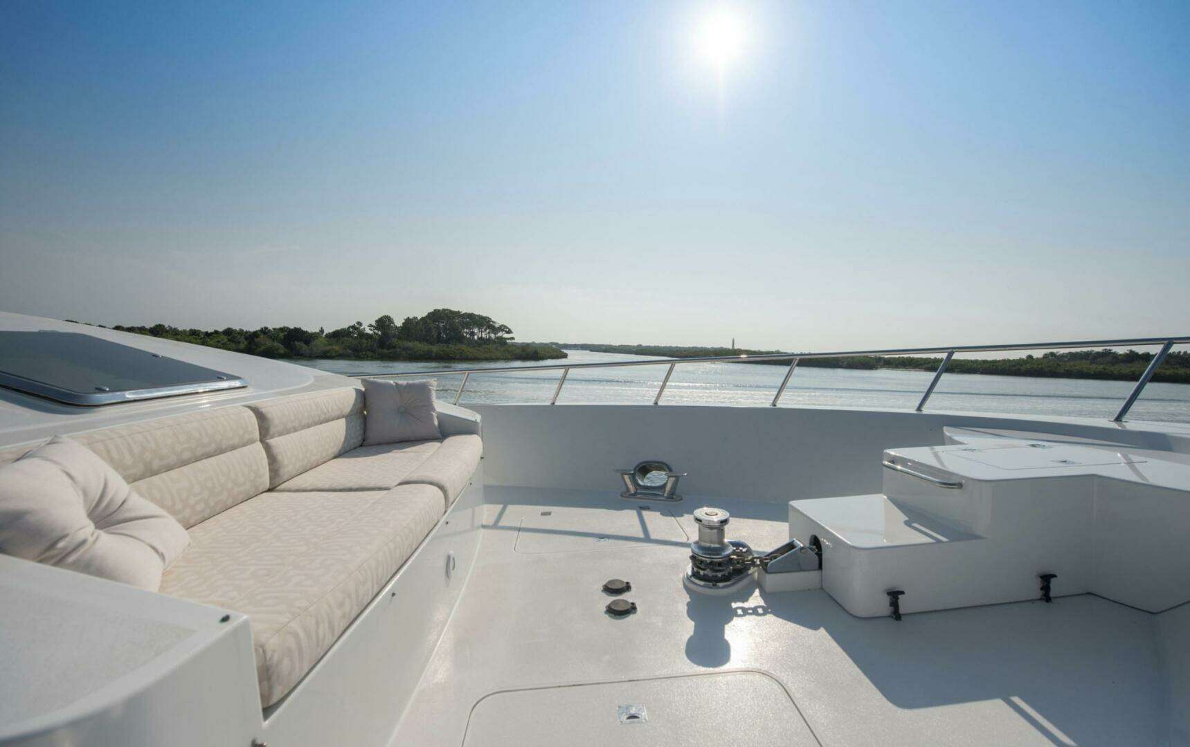 2008 Cheoy Lee 95 Motor Yacht - Image 9