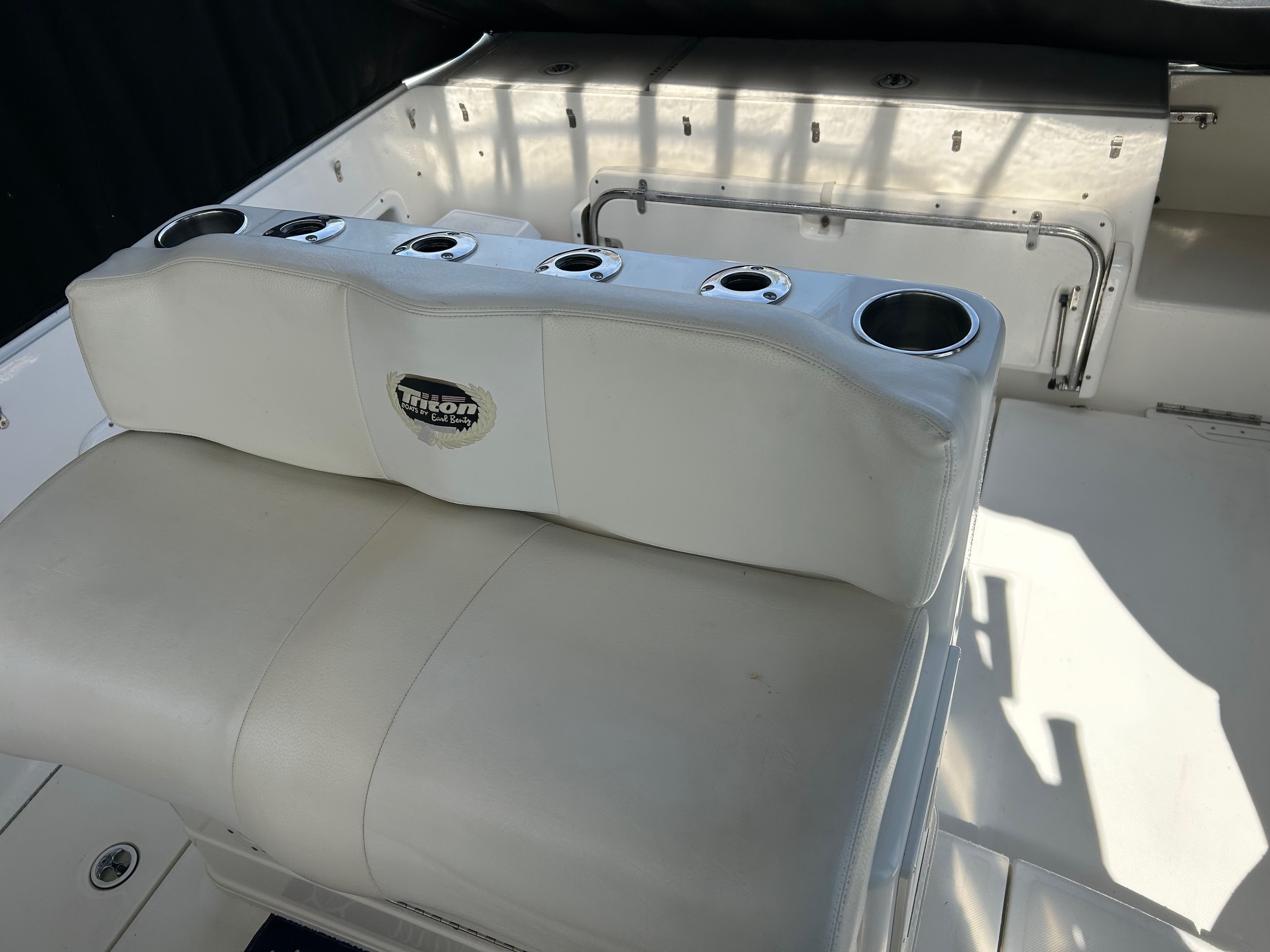2007 Triton 351 Express - 8