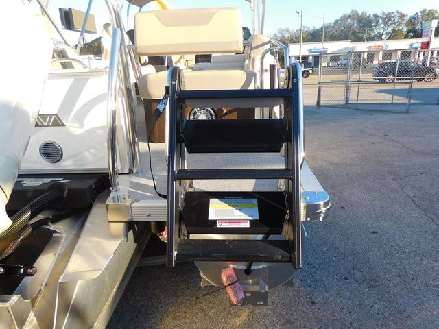 2026 Avalon Catalina Quad Lounger Shift Windshield 25 FT - 18