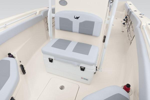 2017 Mako 234 Center Console - 11