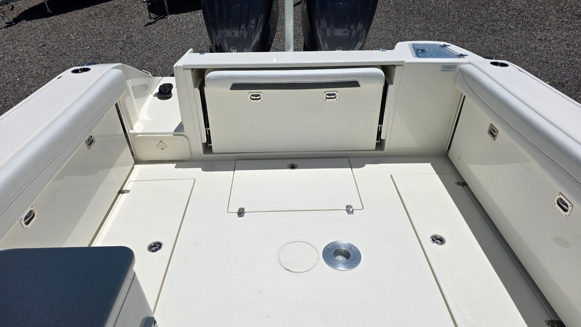 2026 Cobia 280 Dual Console - 17