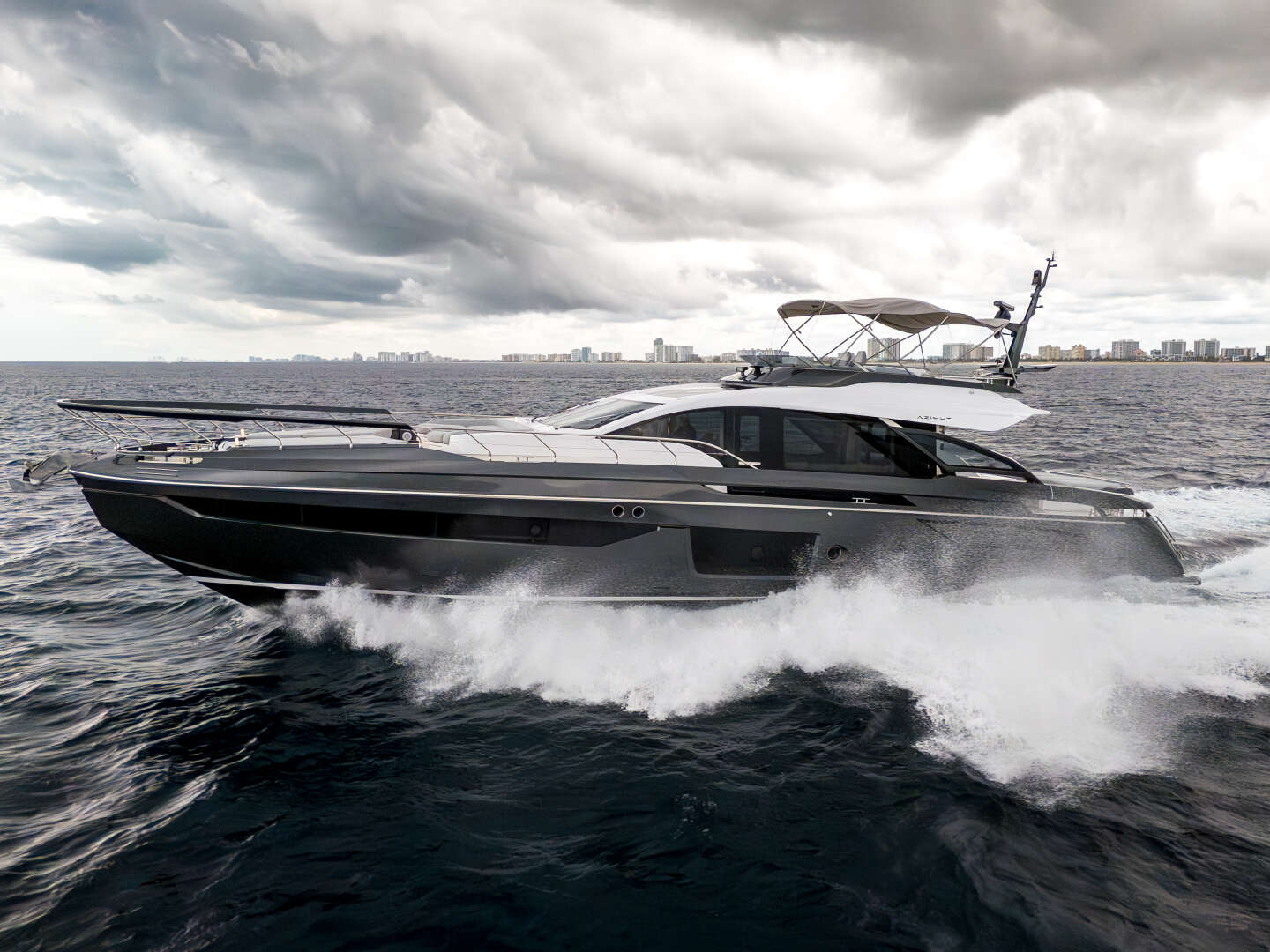 2026 Azimut S8 - Image 2