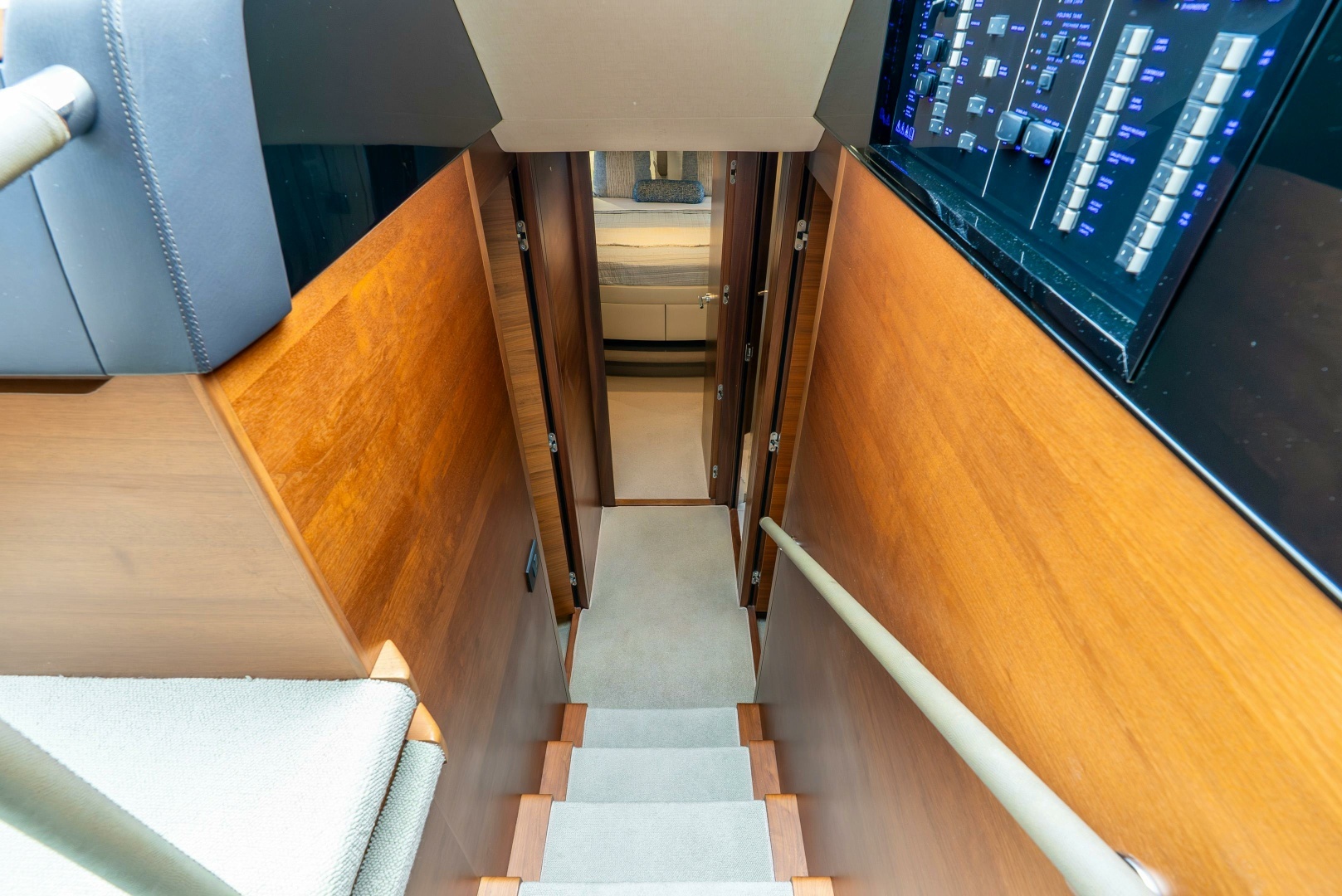 2018 Princess Yachts — - Image 48